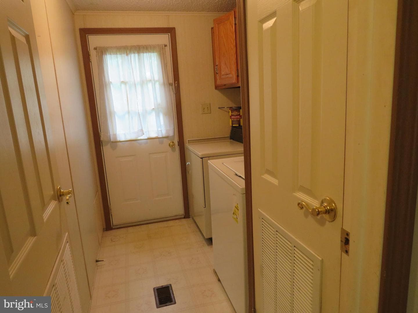 481 Goldenrod Crossing W photo 14