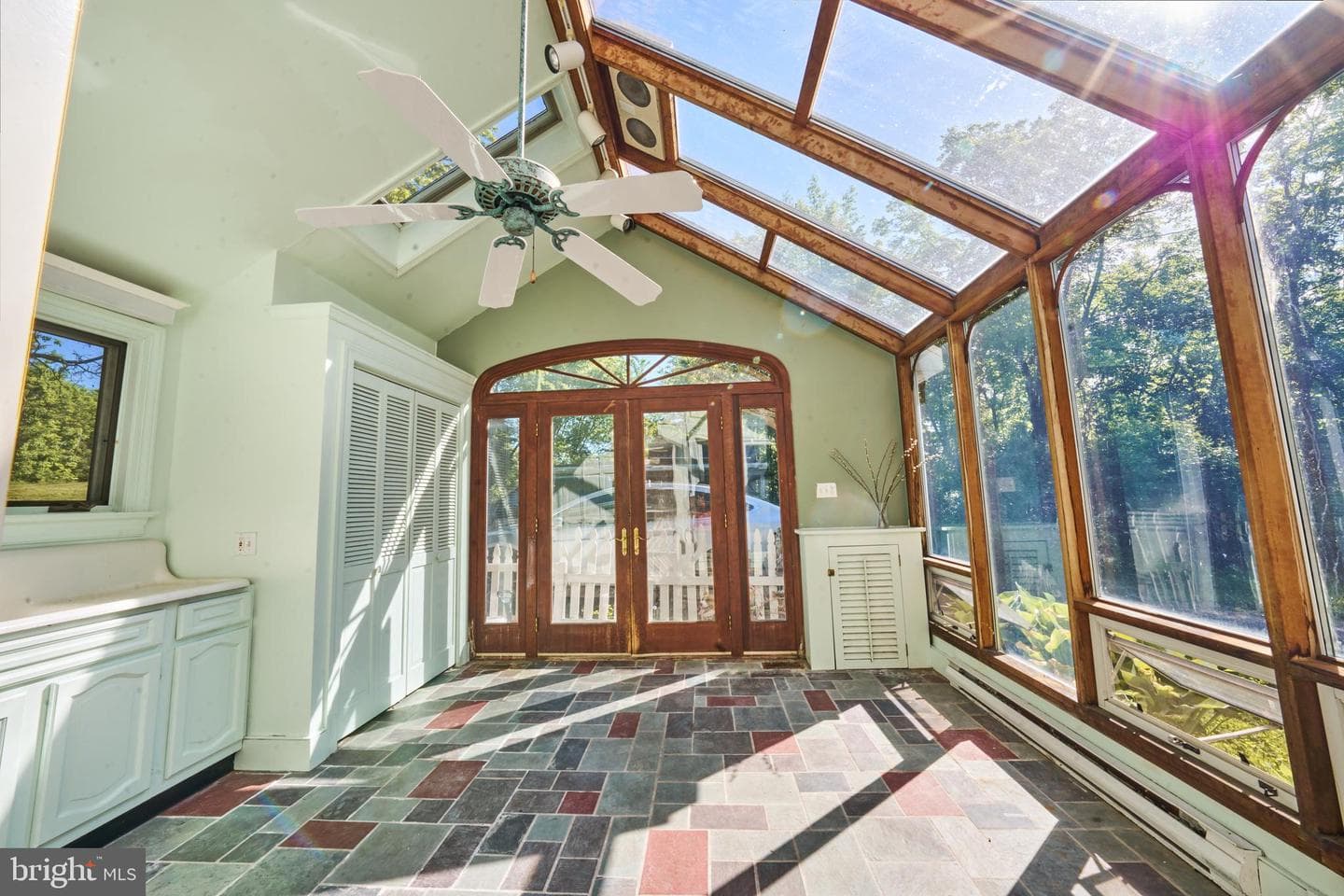 264 Durham Road photo 12