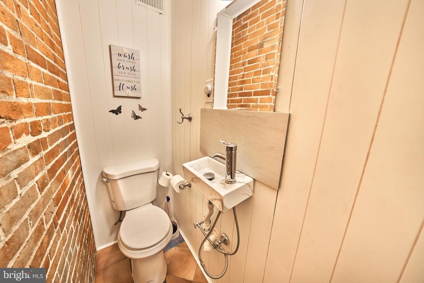 264 Durham Road photo 63