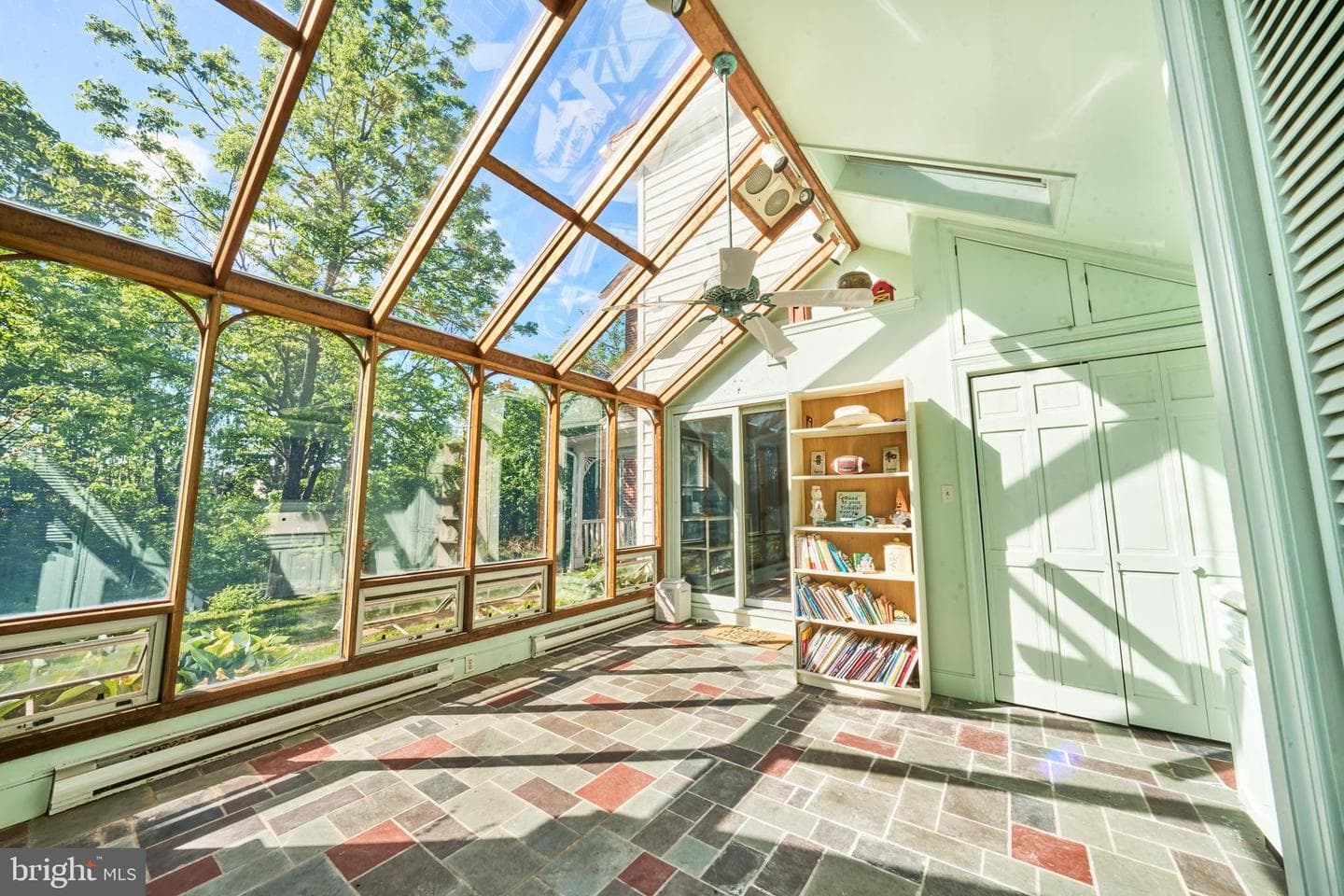 264 Durham Road photo 8