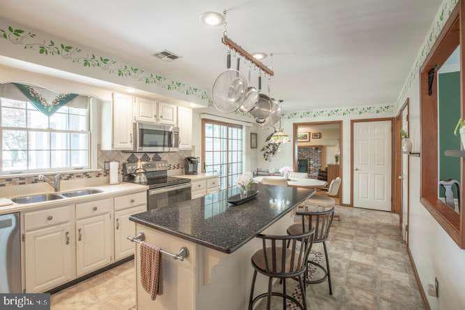 3881 Terwood Drive photo 21