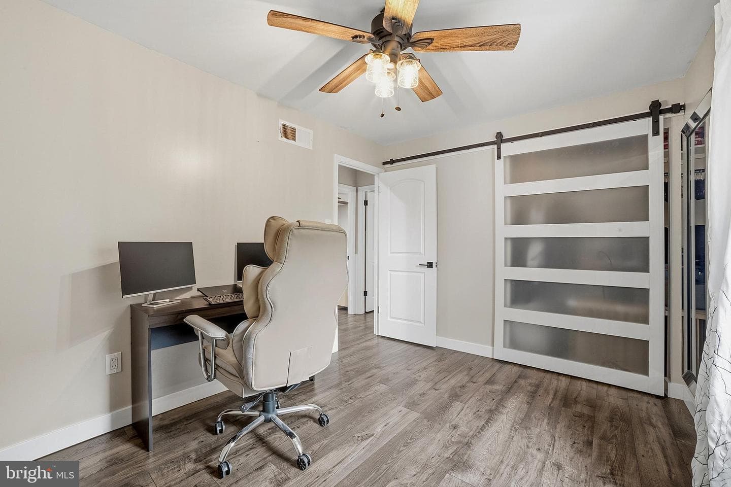 148 Hampton Drive photo 24