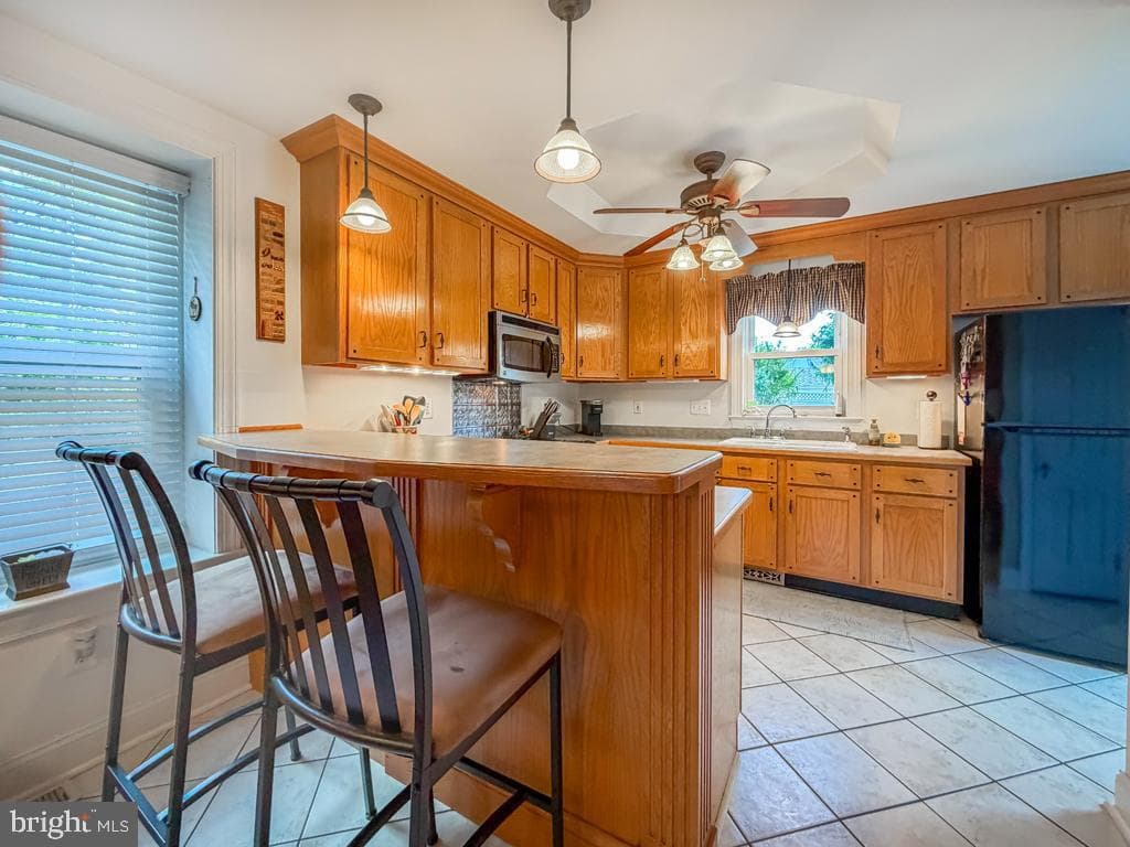 1220 Wilson Avenue photo 12