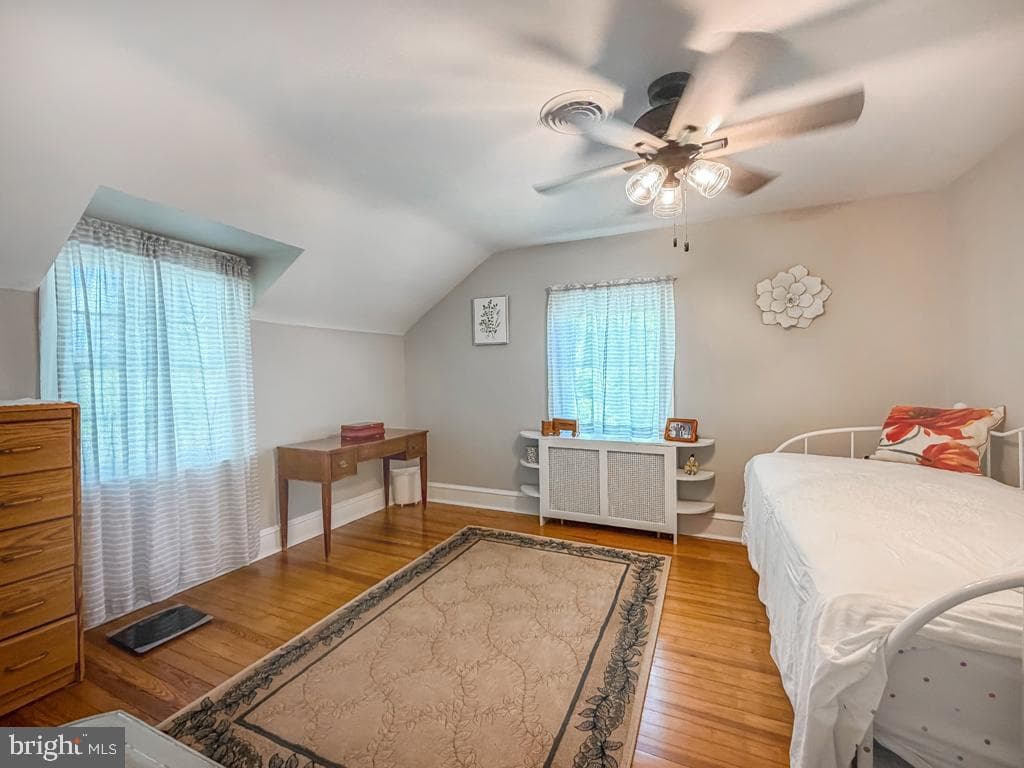 1220 Wilson Avenue photo 22