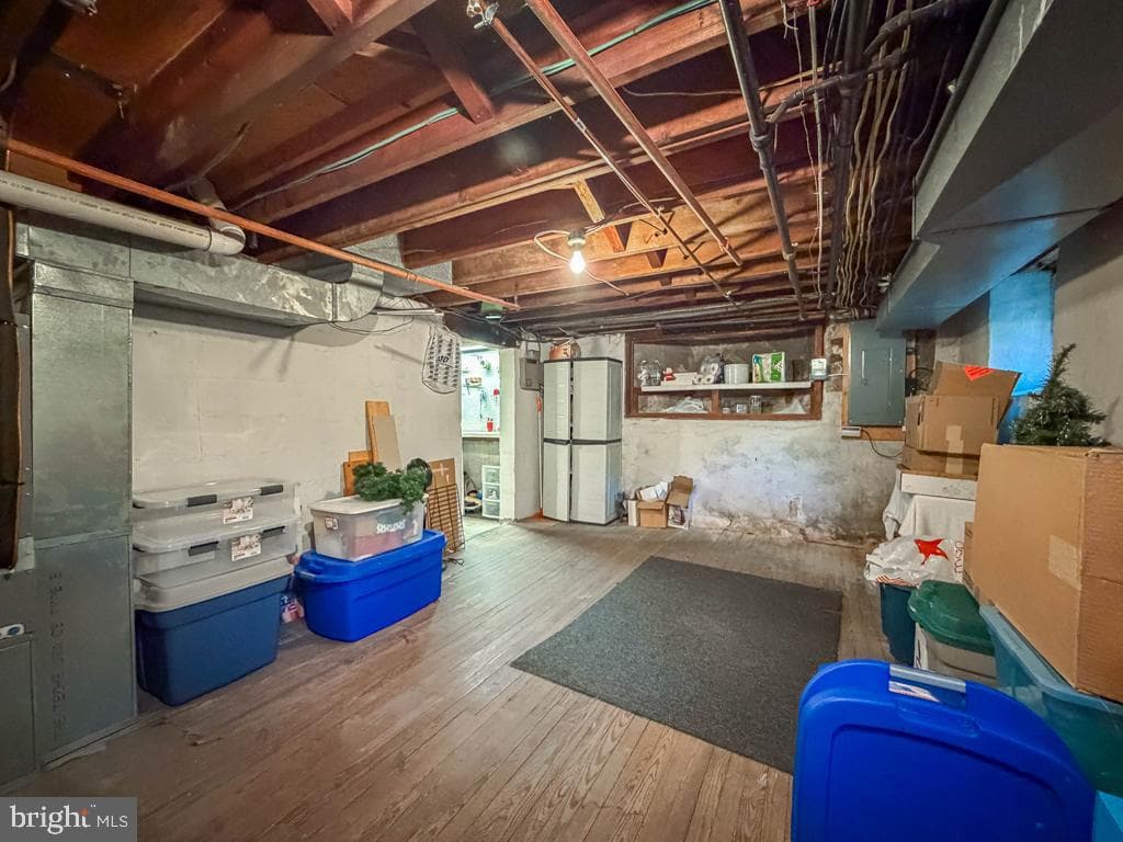 1220 Wilson Avenue photo 31