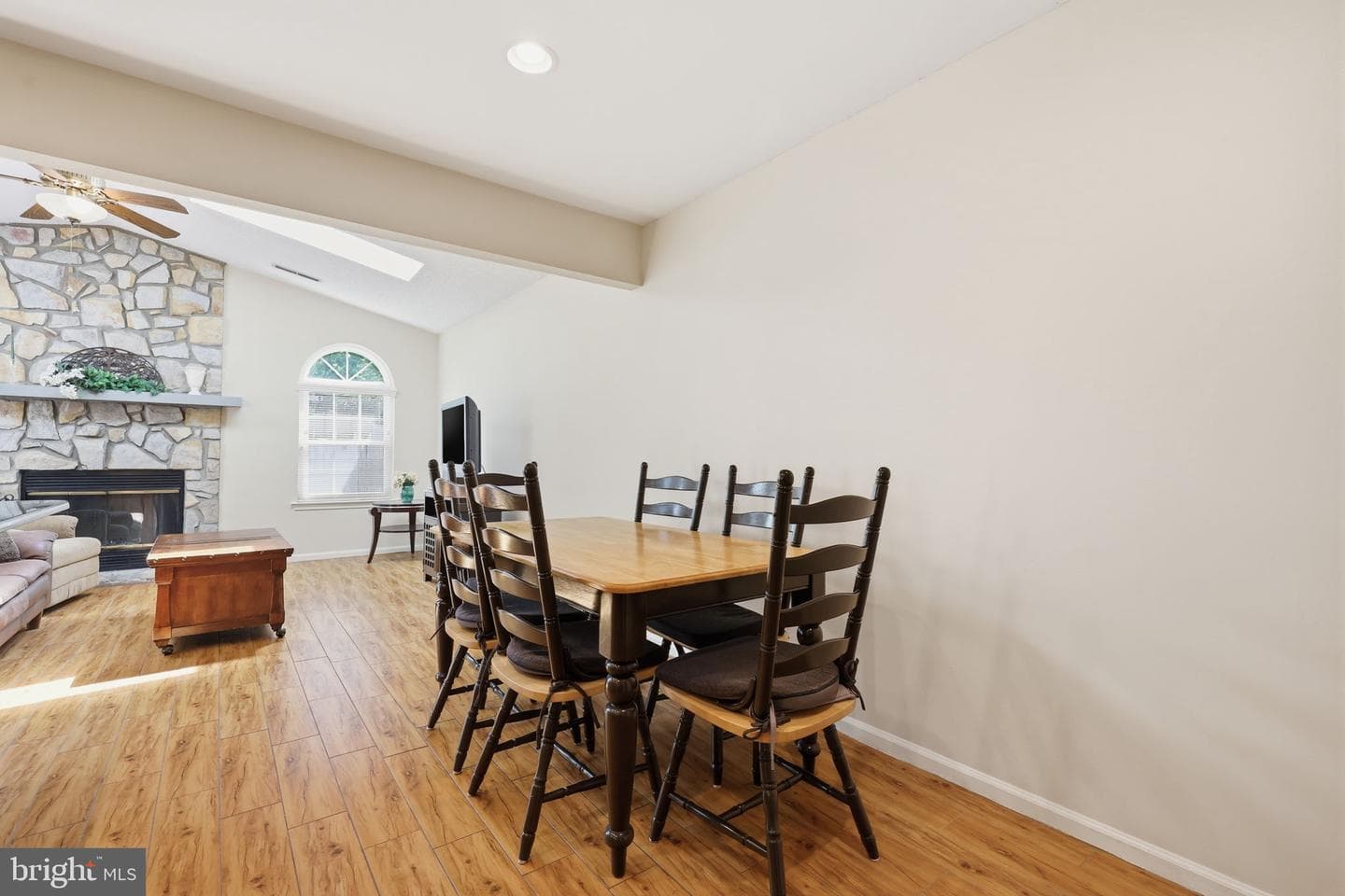 101 Sequoia Drive photo 6