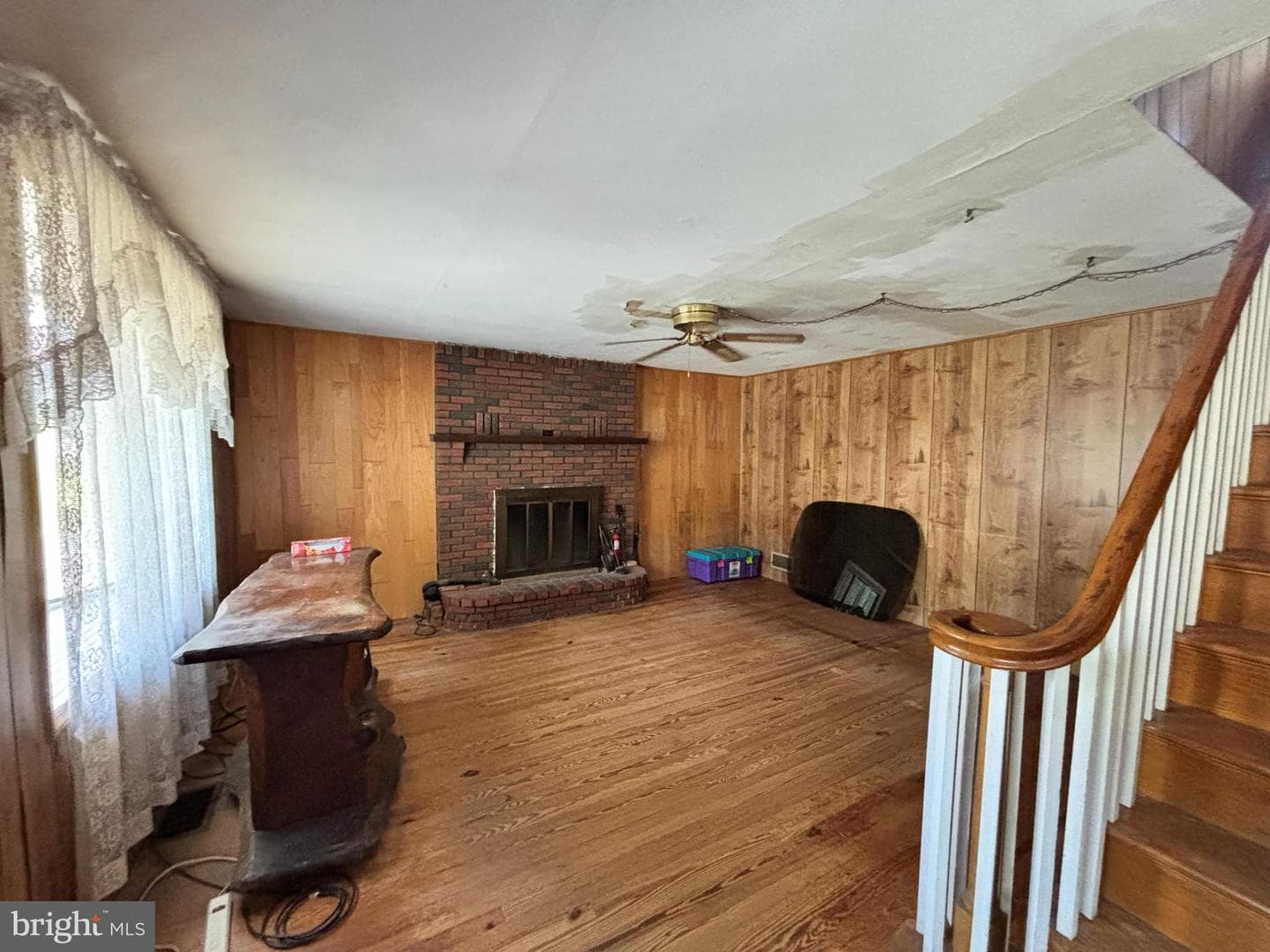 4547 Hillside Avenue photo 3