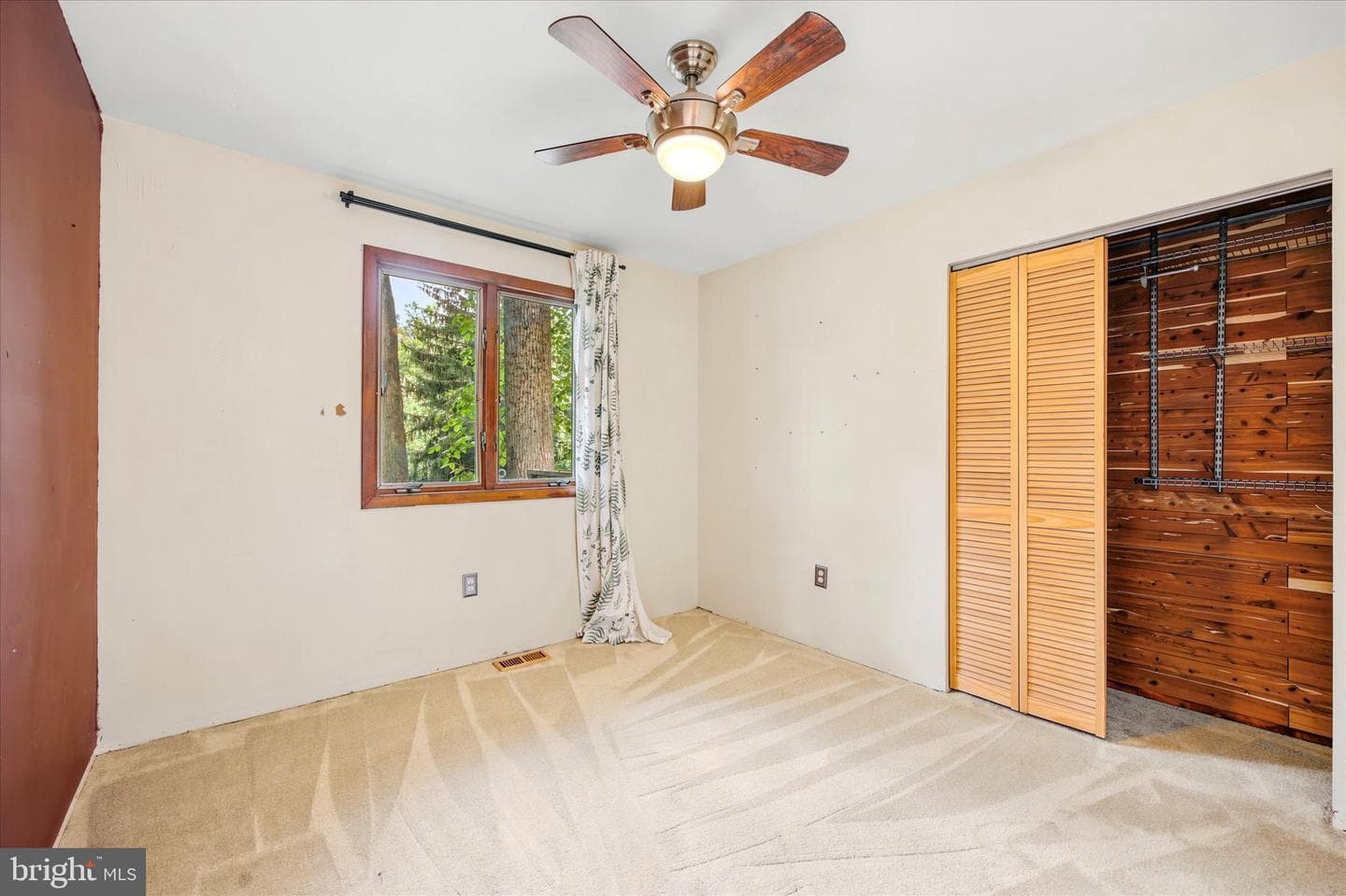 2738 Creek Road photo 14