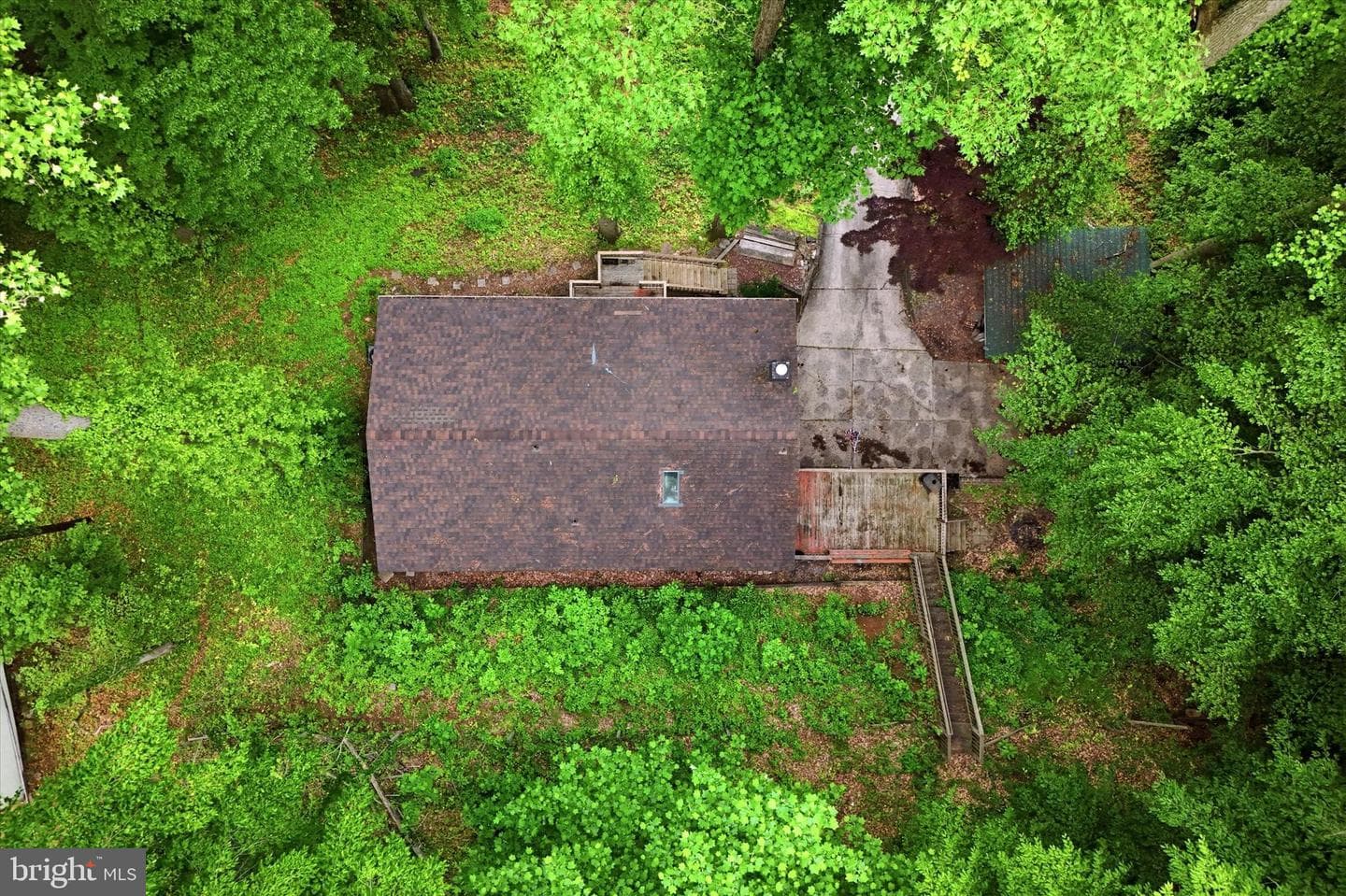 2738 Creek Road photo 31