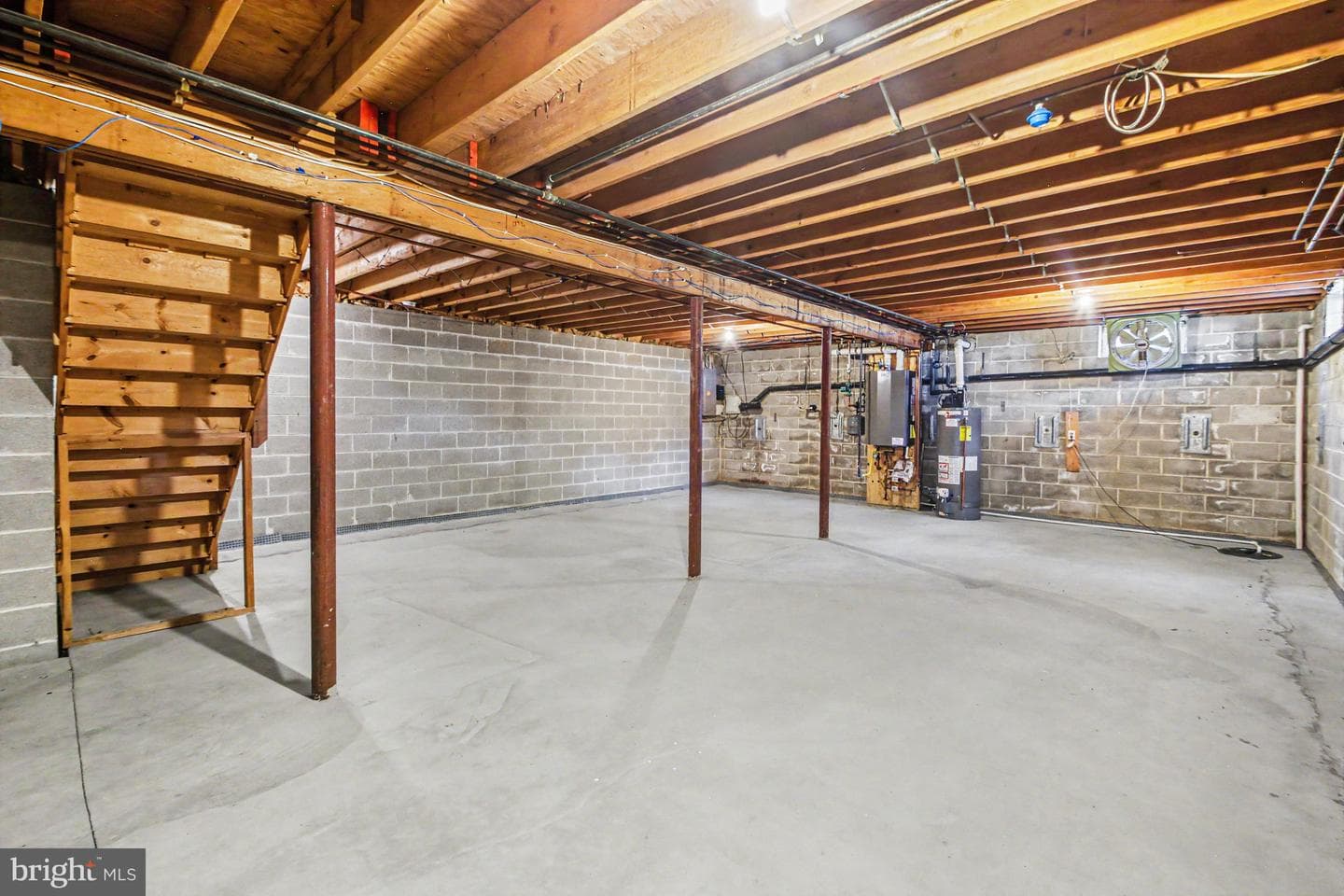 963 Dick Avenue photo 34