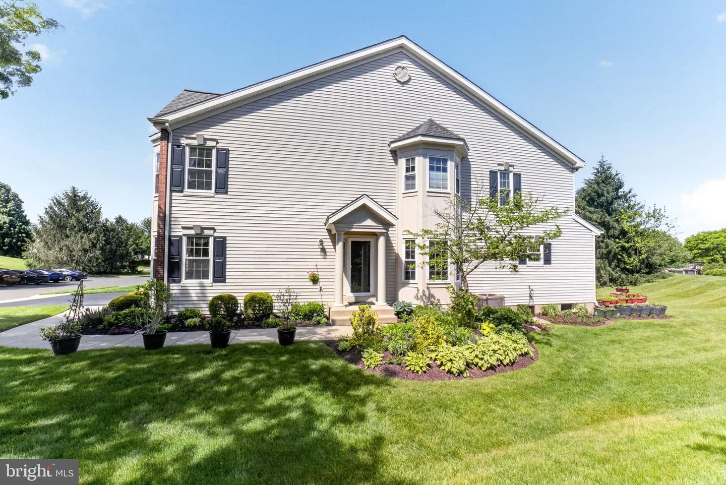 106 Julian Drive E photo 6