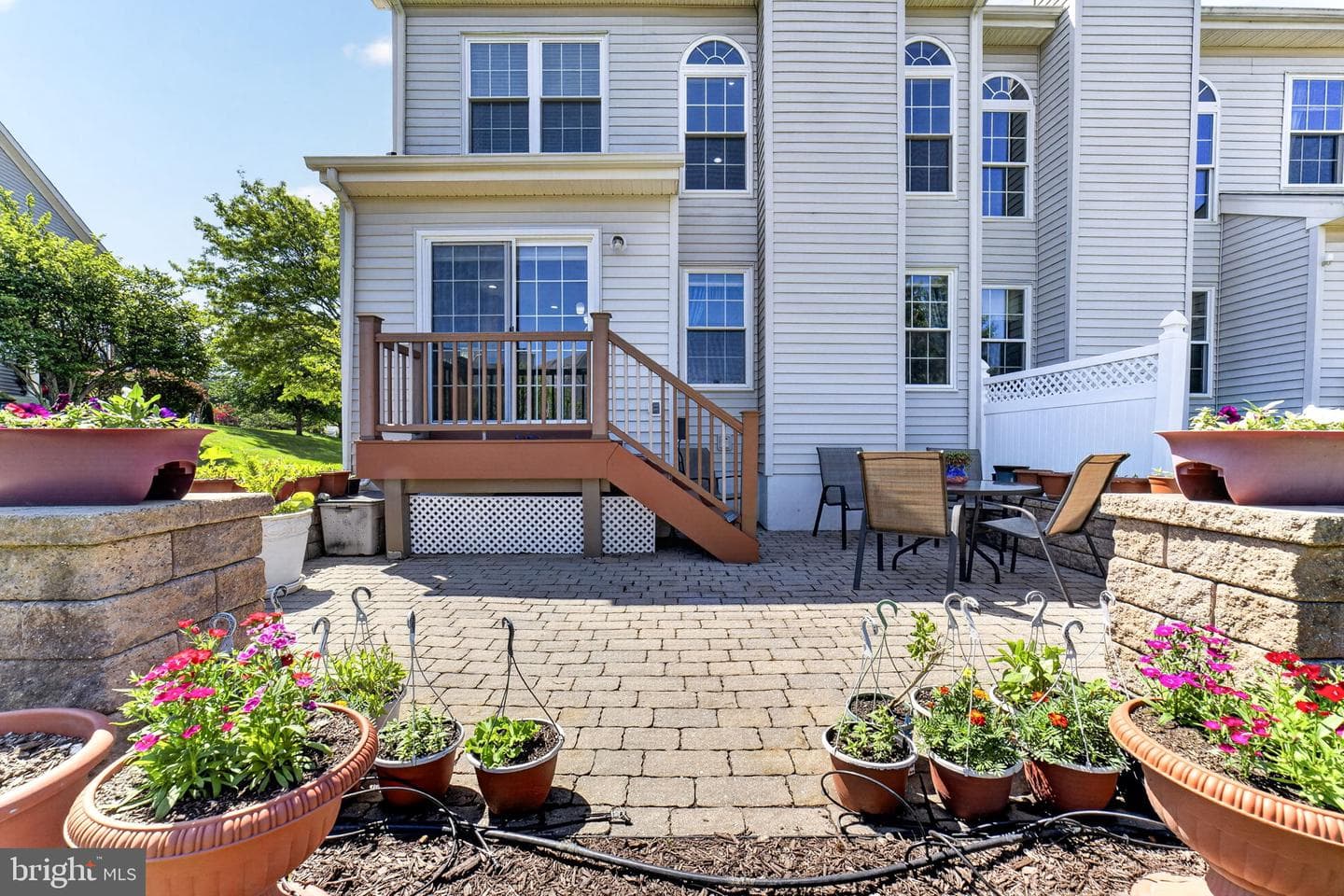 106 Julian Drive E photo 8