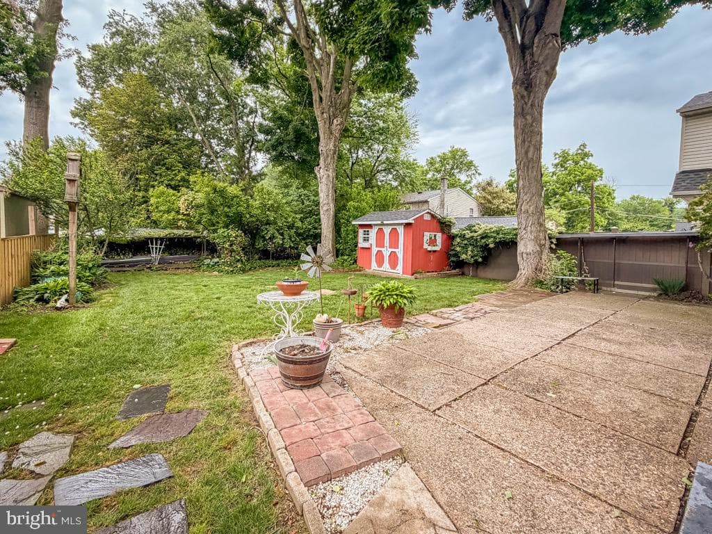 309 Harper Avenue photo 31