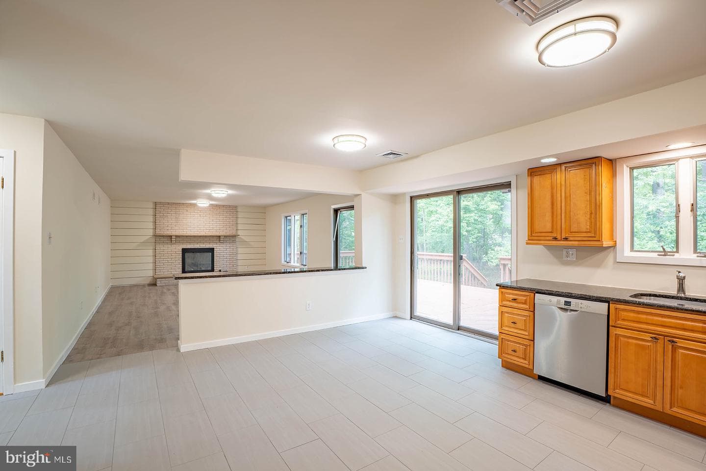 491 Kings Road photo 21