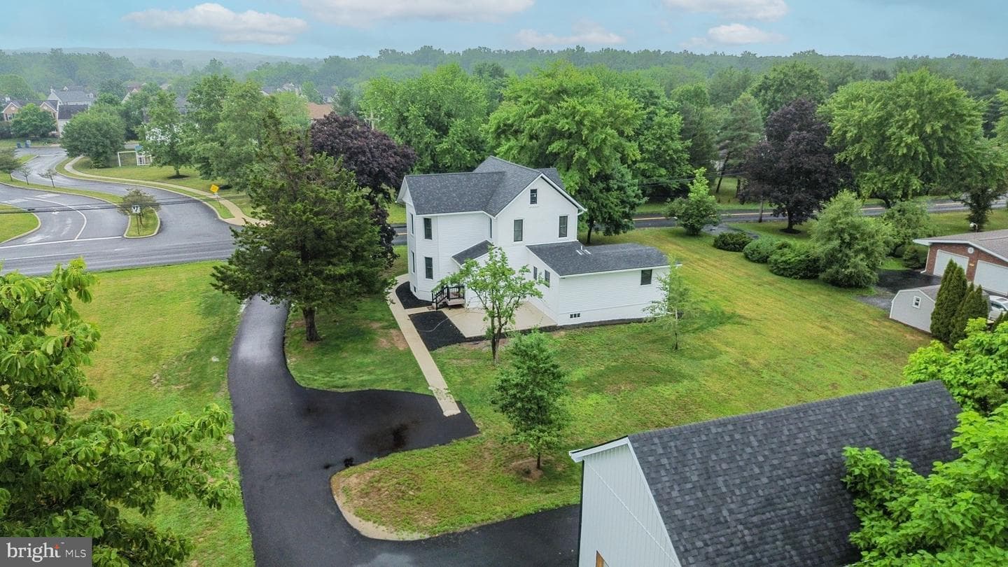 215 Mill Road photo 49