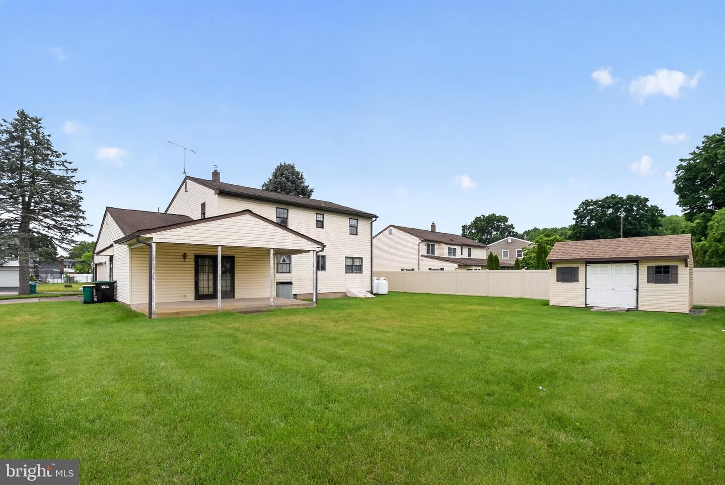 95 Taylor Drive photo 26