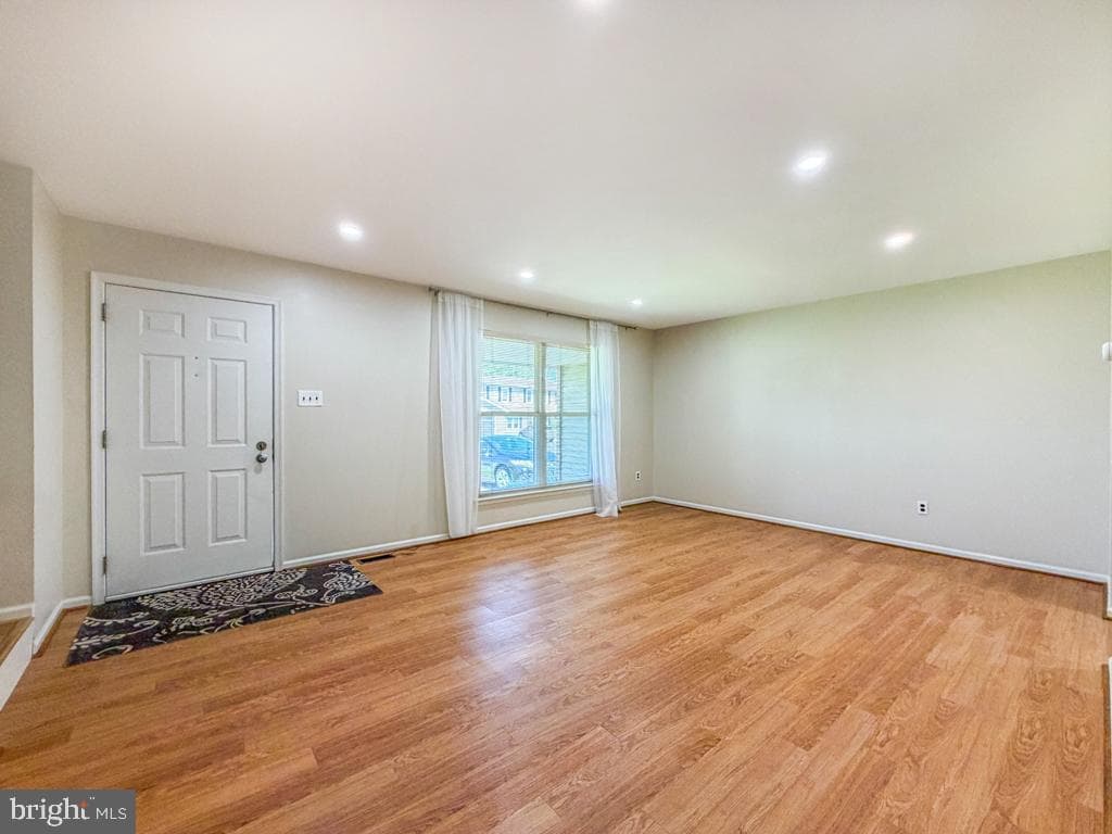 75 Dawson Road photo 8
