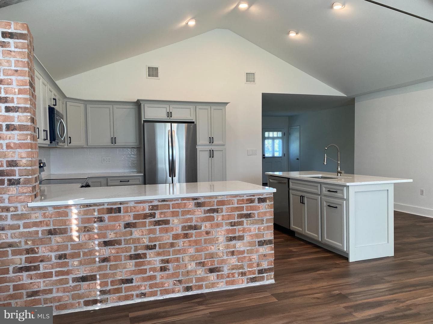4361 Sunnyside Drive photo 10