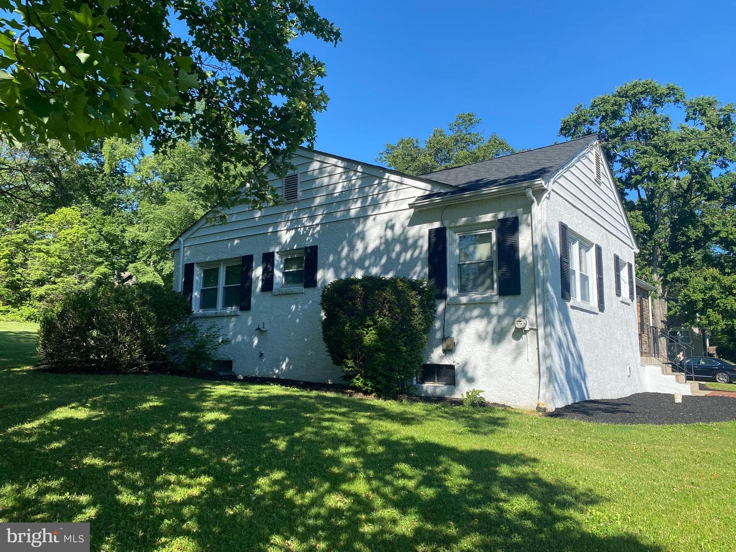 4361 Sunnyside Drive photo 4