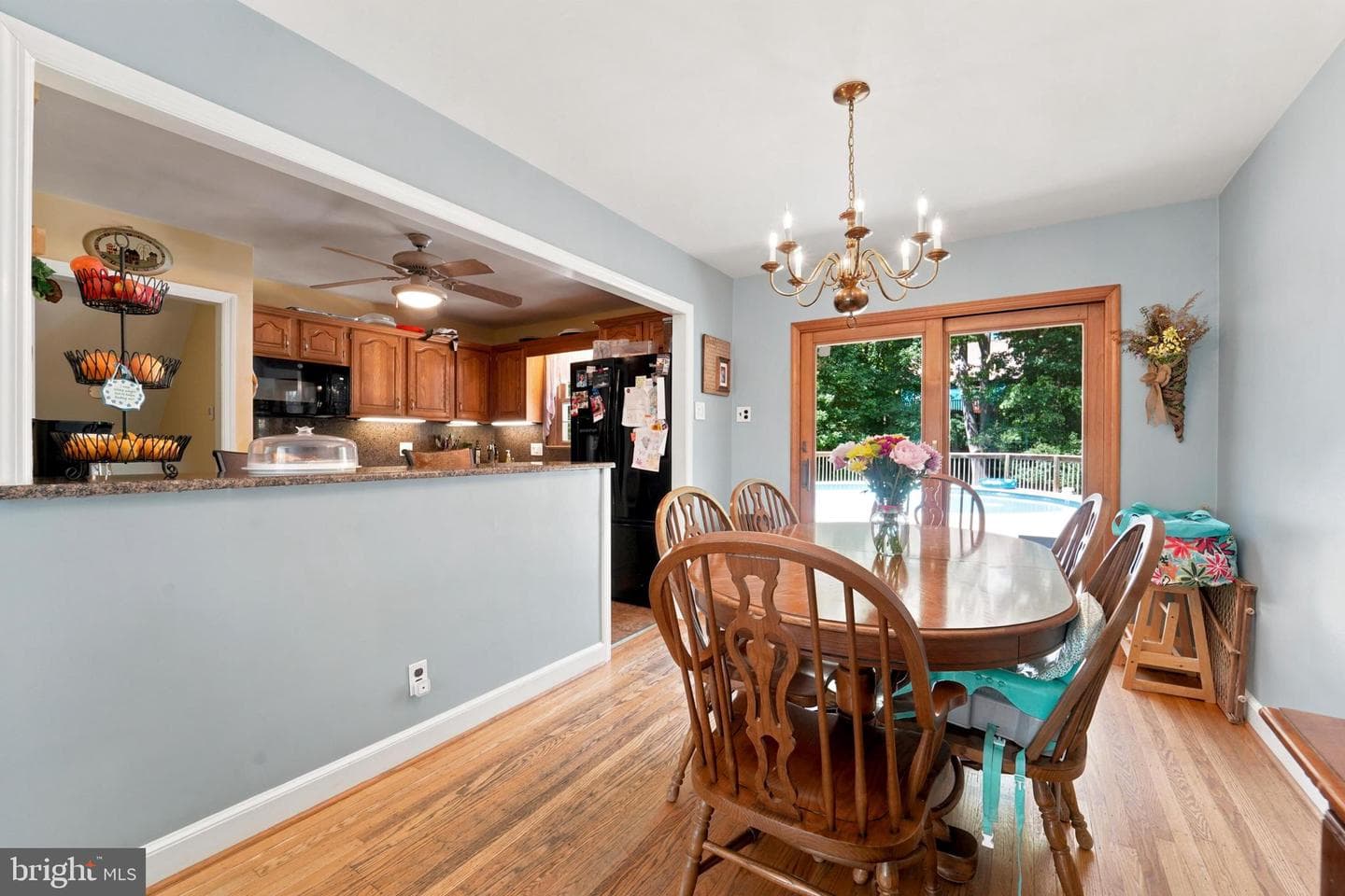 902 Carlin Drive photo 4