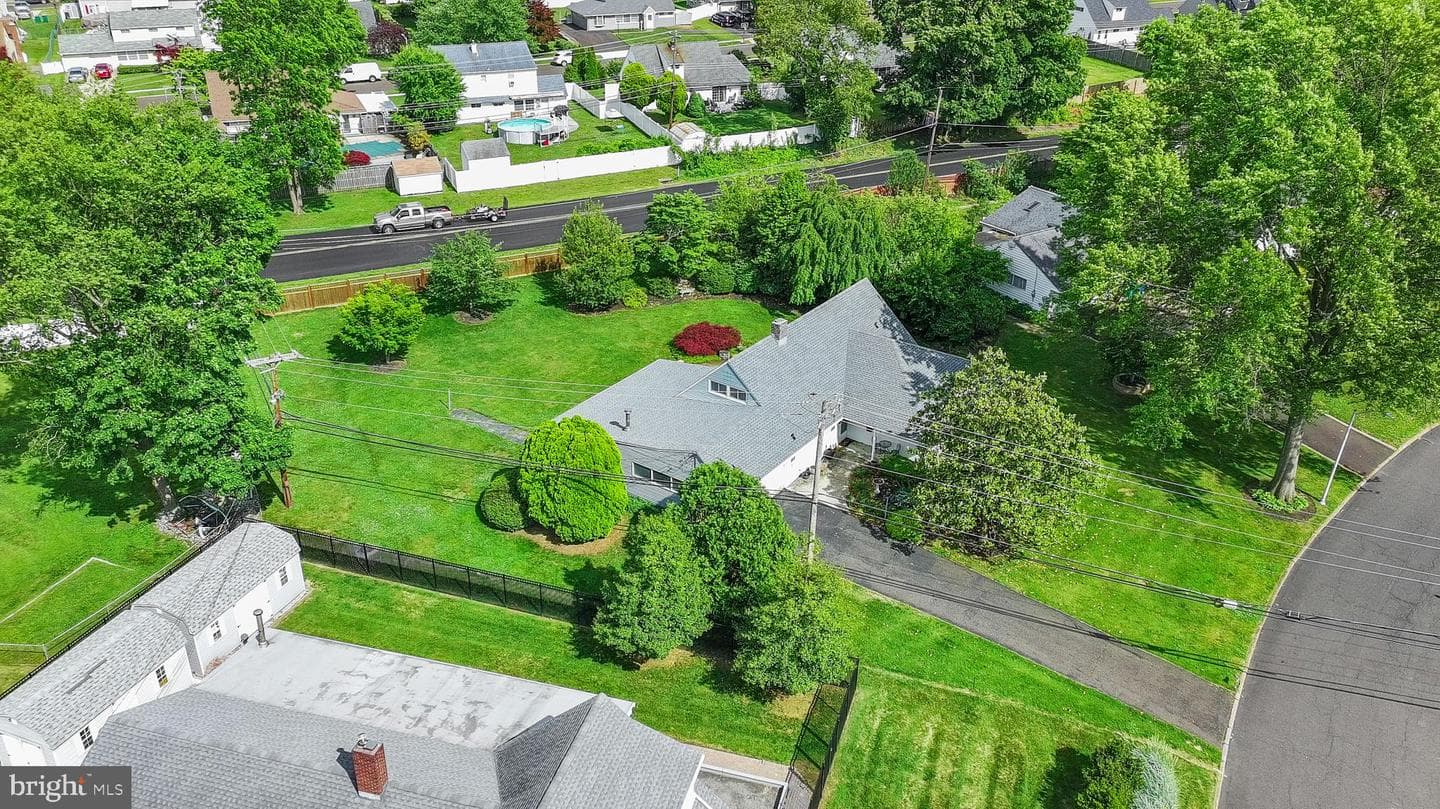78 Red Berry Road photo 37