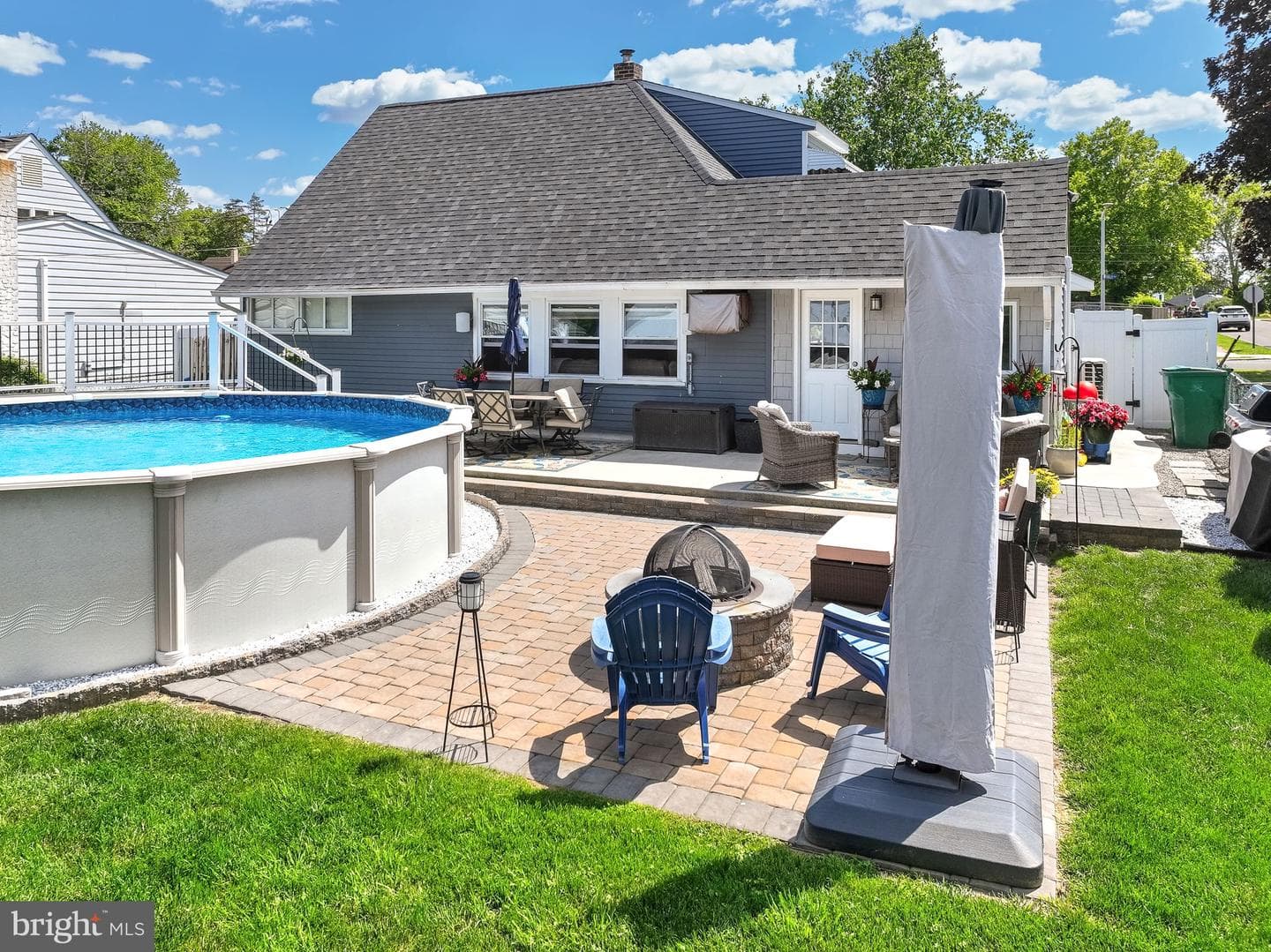 360 Holly Drive photo 30