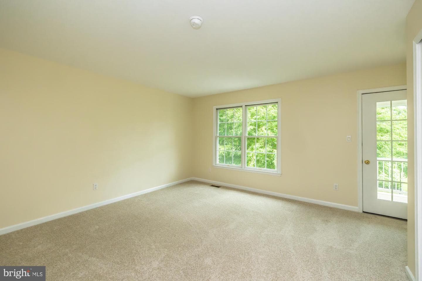 406 Dornishwood Place photo 18