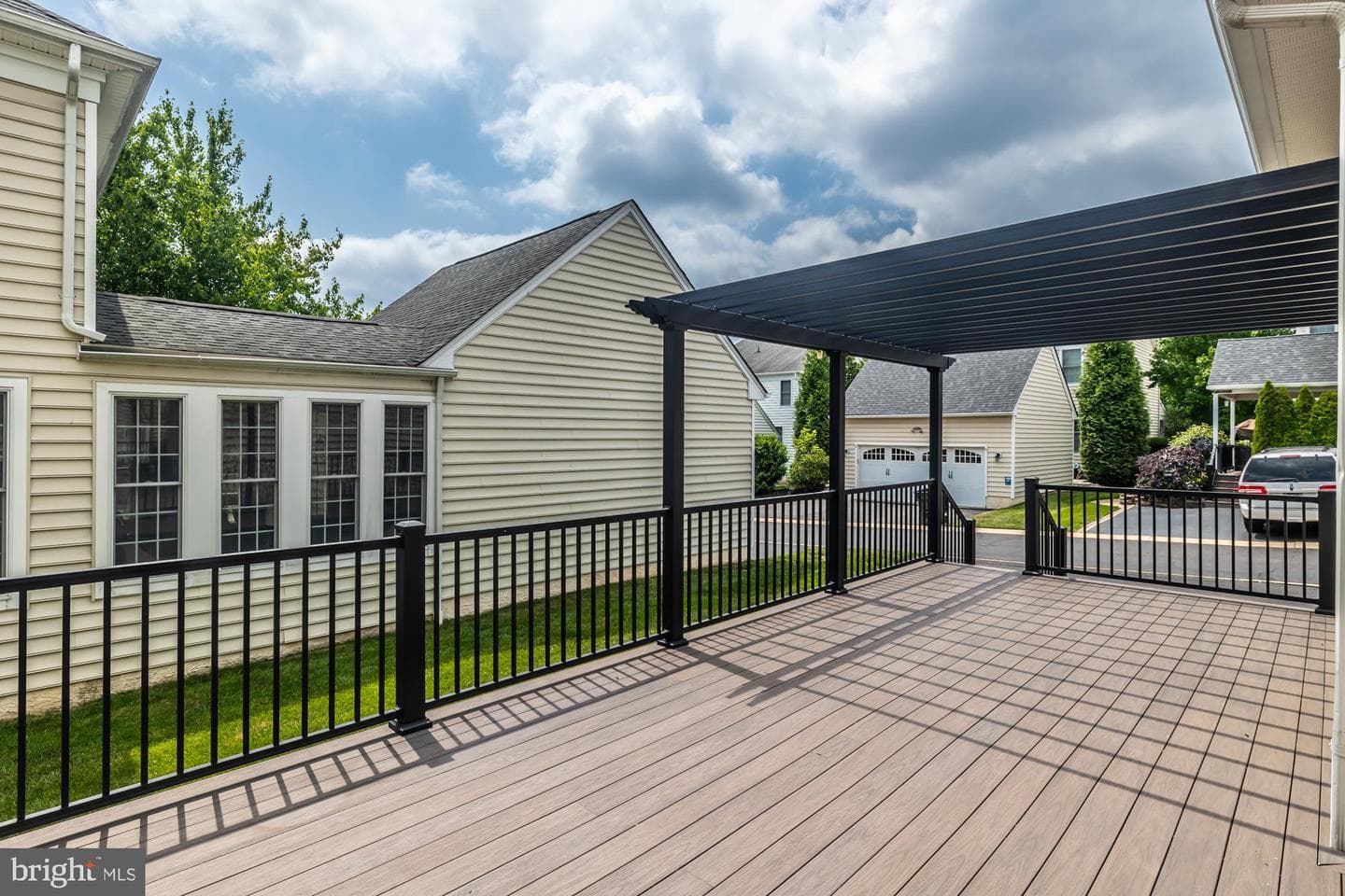 406 Dornishwood Place photo 30
