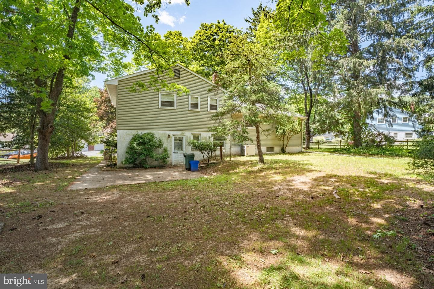 14 Lower Hilltop Road photo 33