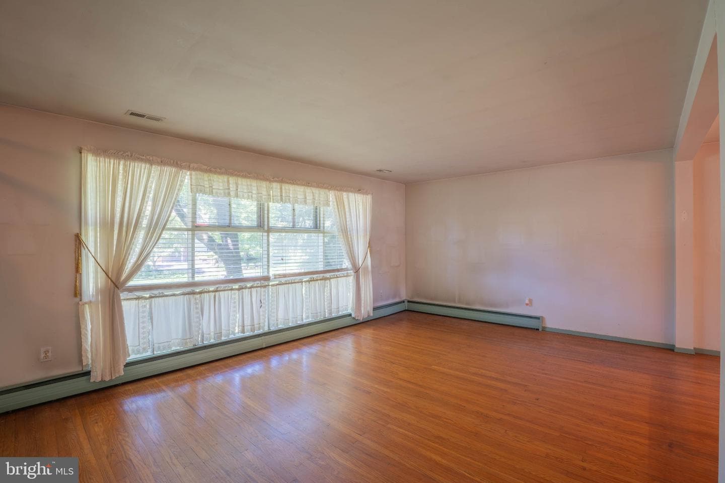 14 Lower Hilltop Road photo 6