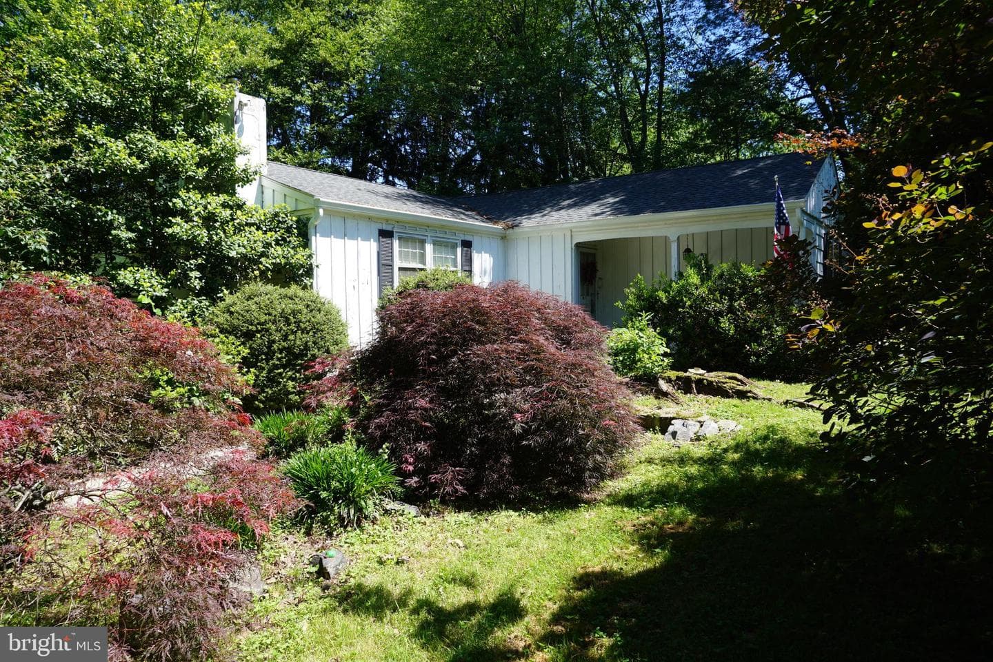 240 Edison Furlong Road photo 2