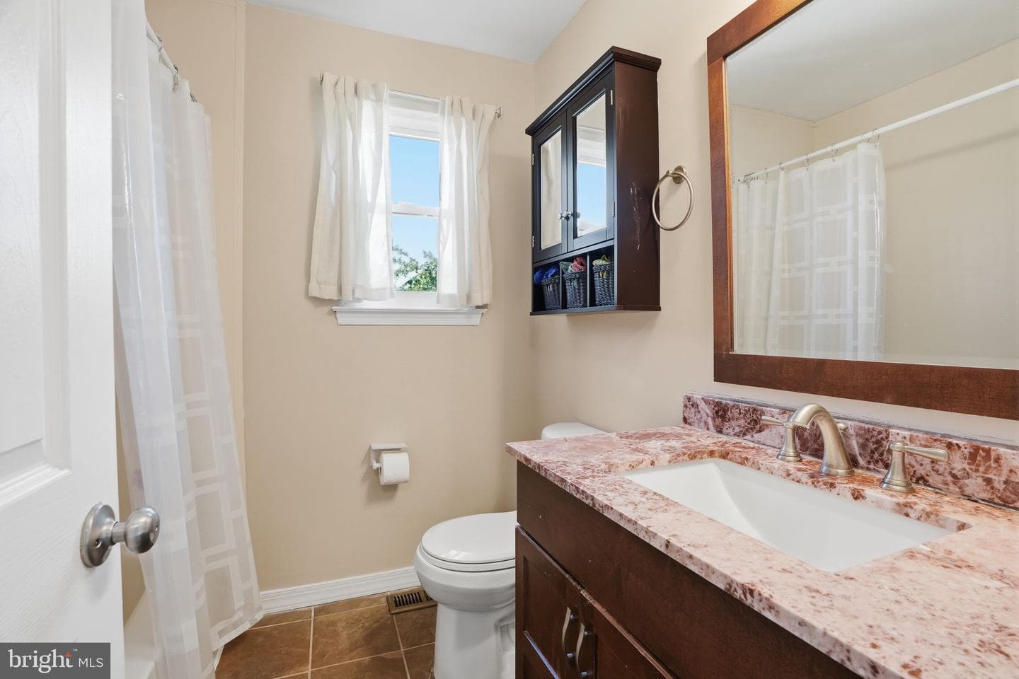 381 Alberts Way photo 21