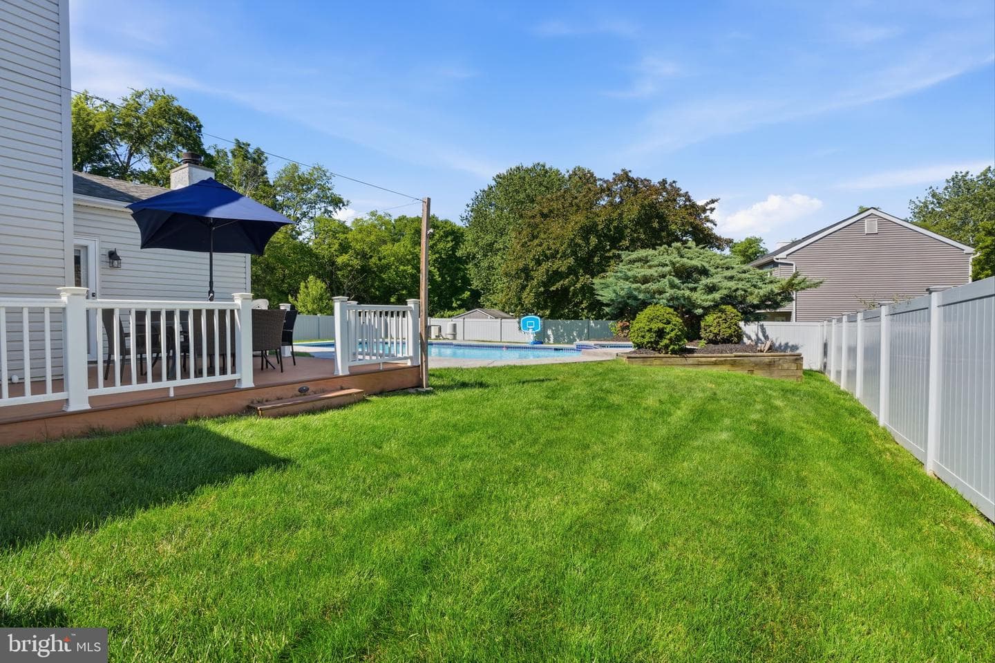 381 Alberts Way photo 29