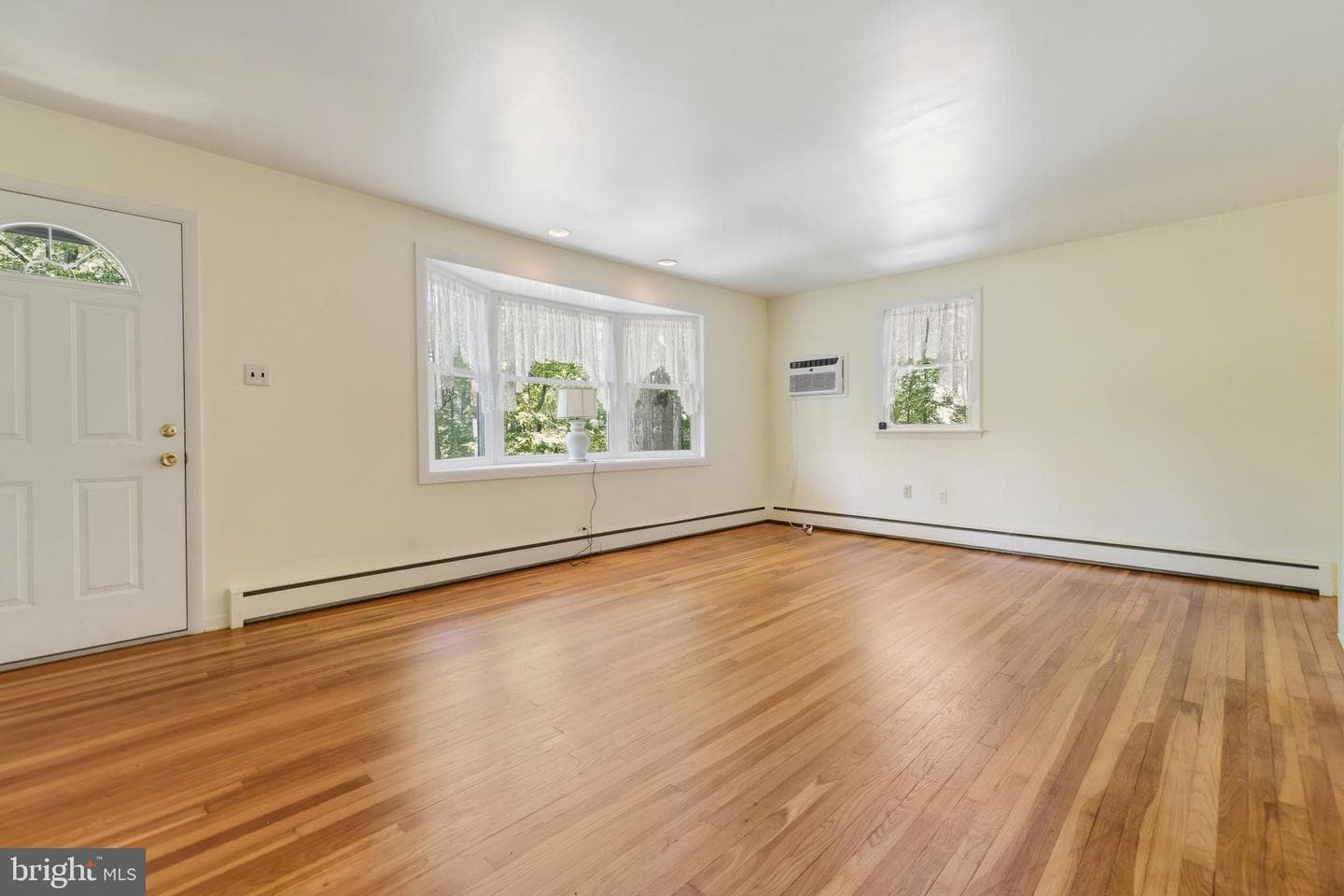 6202 Ferry Road photo 15