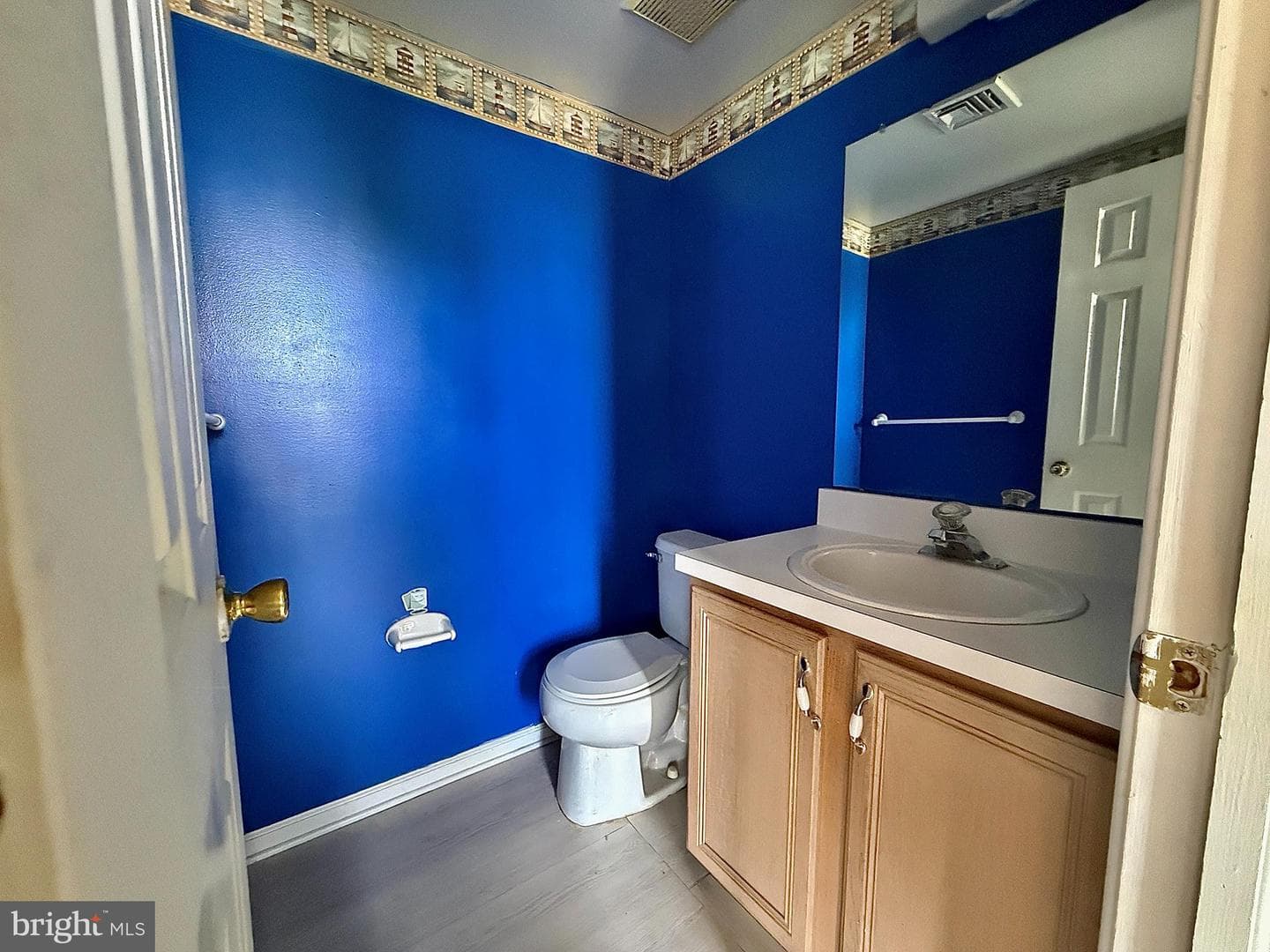 1129 School House Ln photo 5