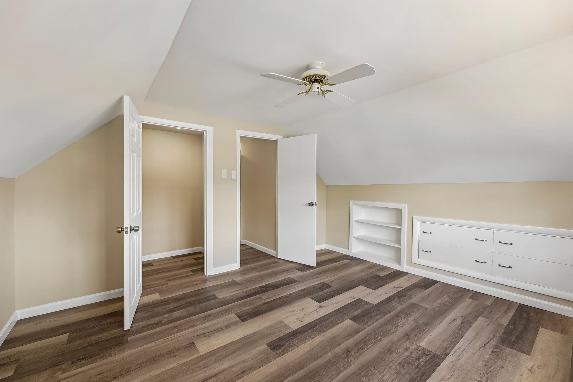 9 Rustleaf Lane photo 23
