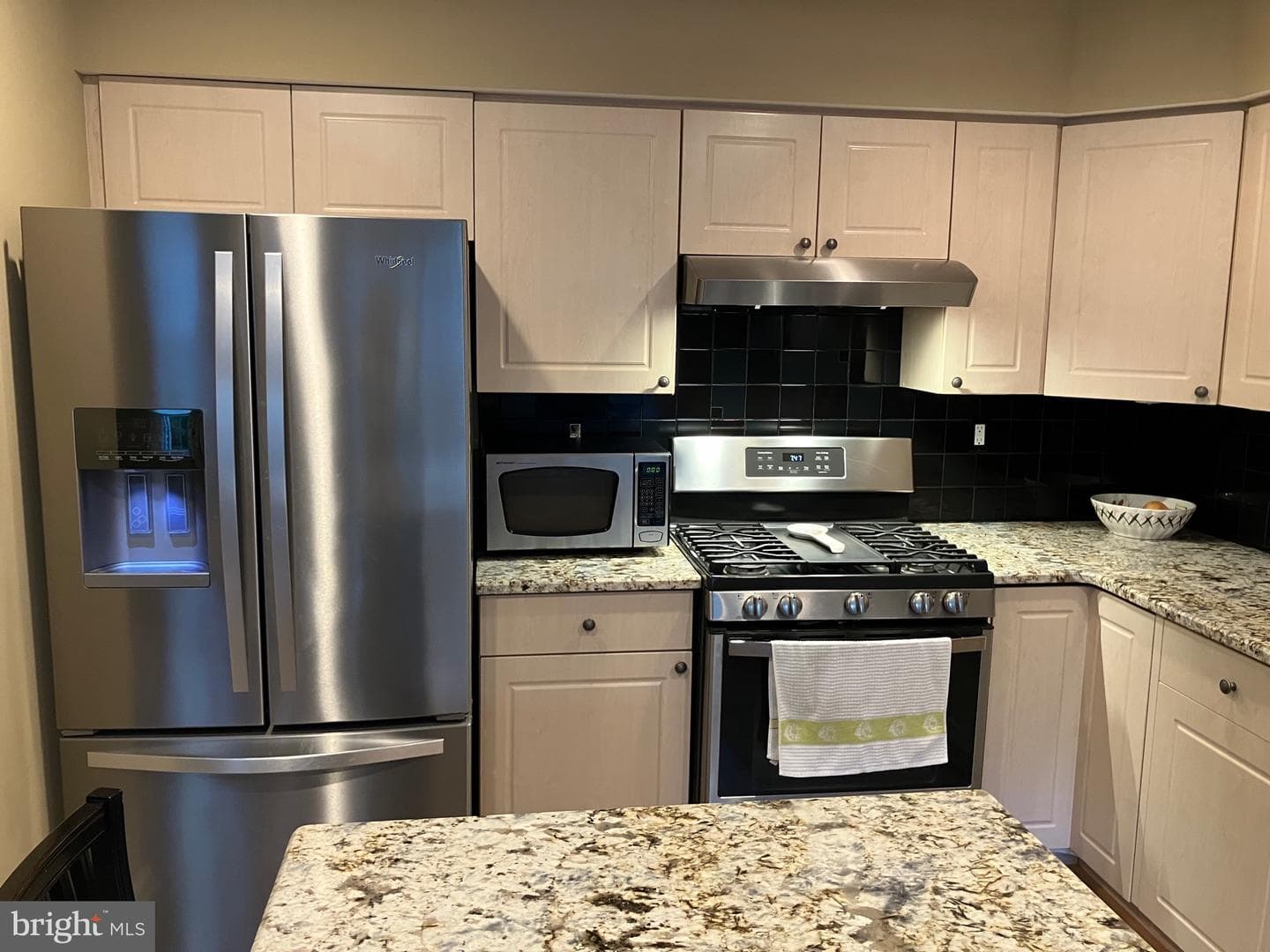 204 Carrington Court photo 12