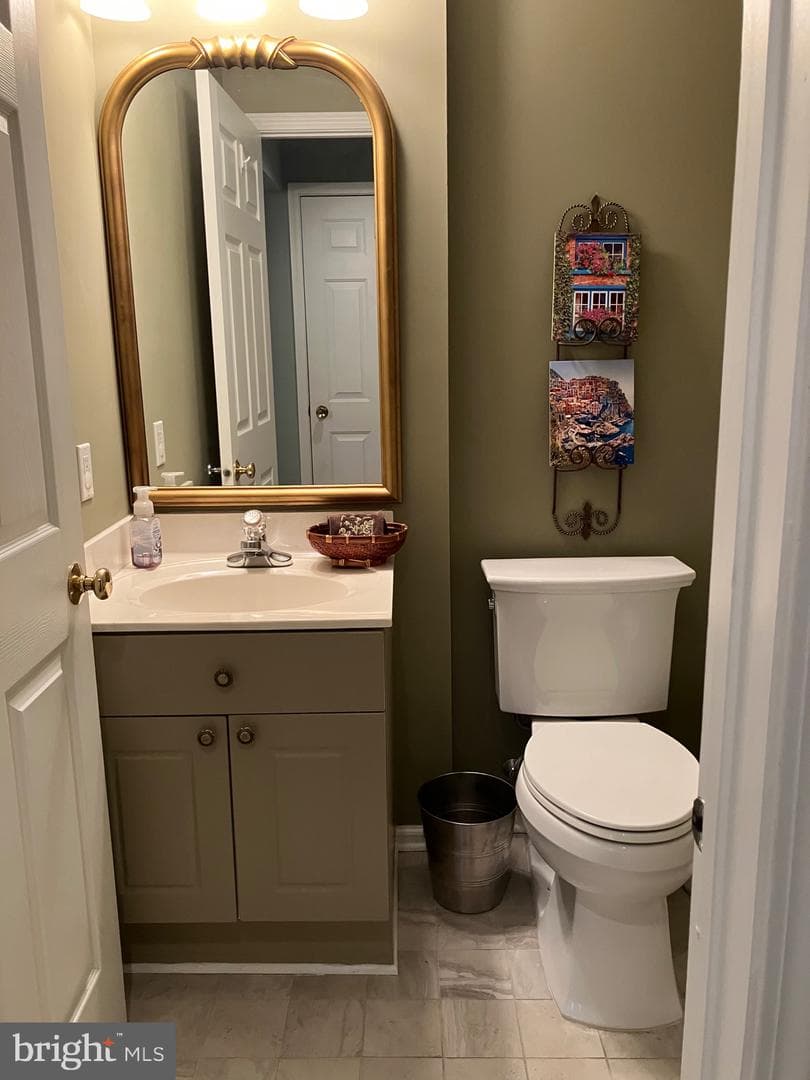 204 Carrington Court photo 7