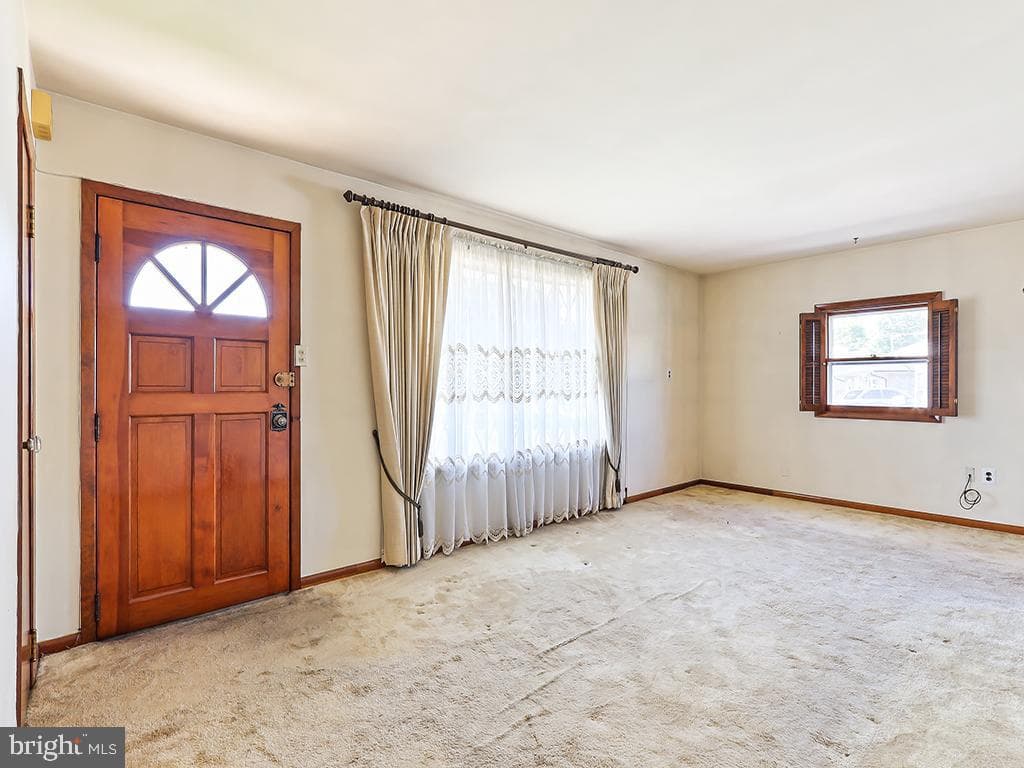 209 Austin Drive photo 7