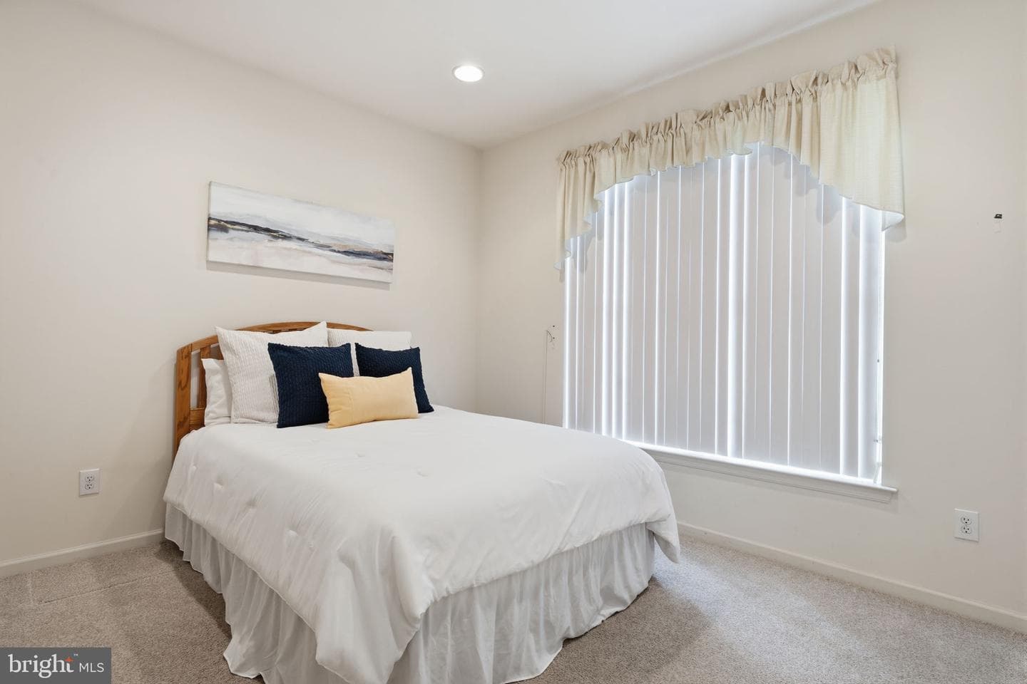 709 Daylily Drive photo 16