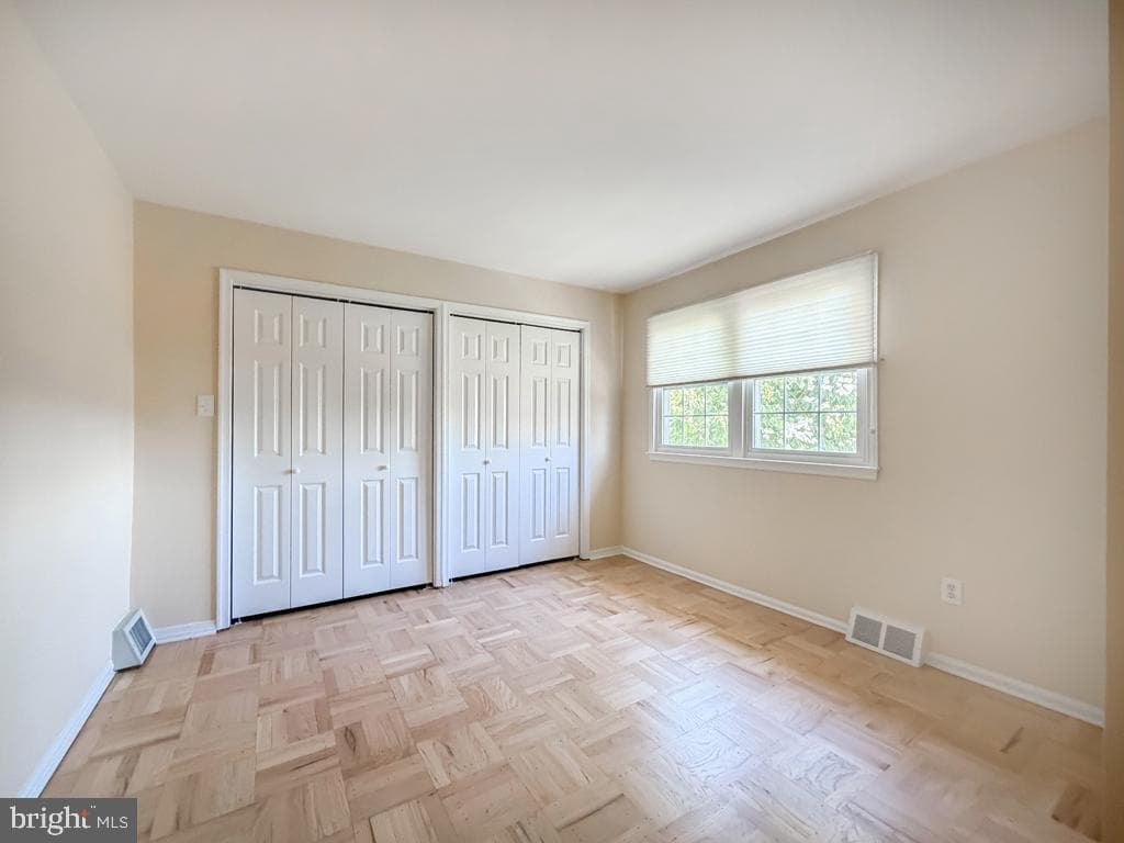 16 Upton Lane photo 37