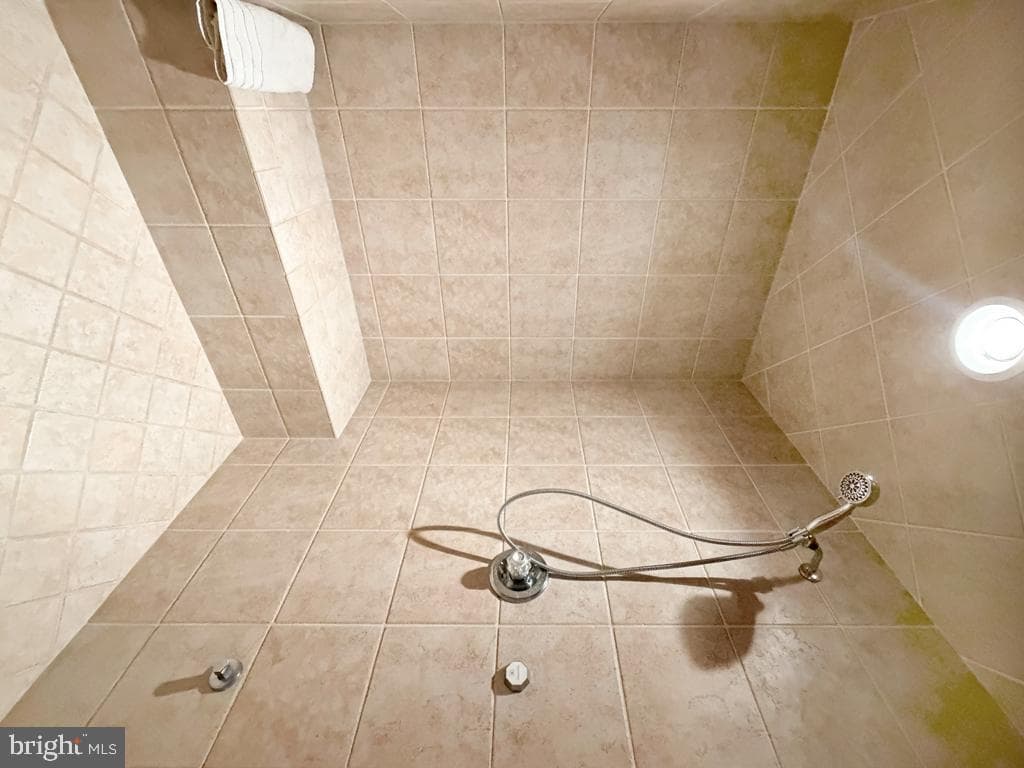 15 Mcconkey Drive photo 63