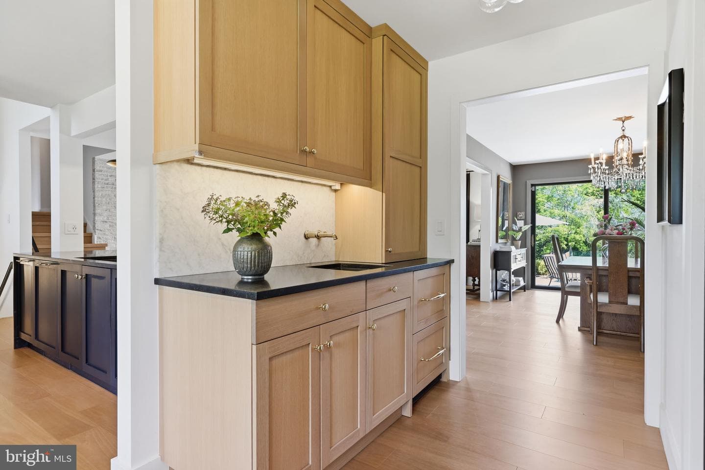33 Woodhill Road photo 11