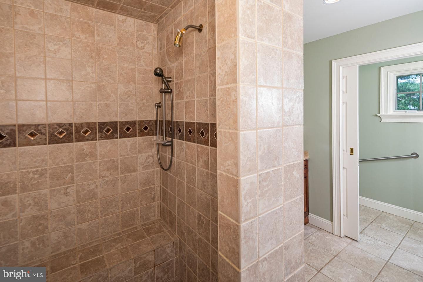 12 Crestwood Circle photo 36
