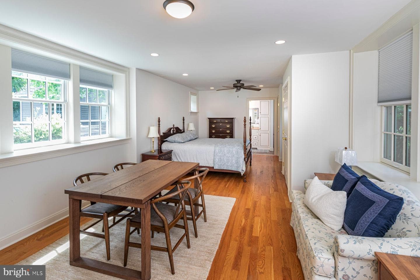 12 Crestwood Circle photo 42