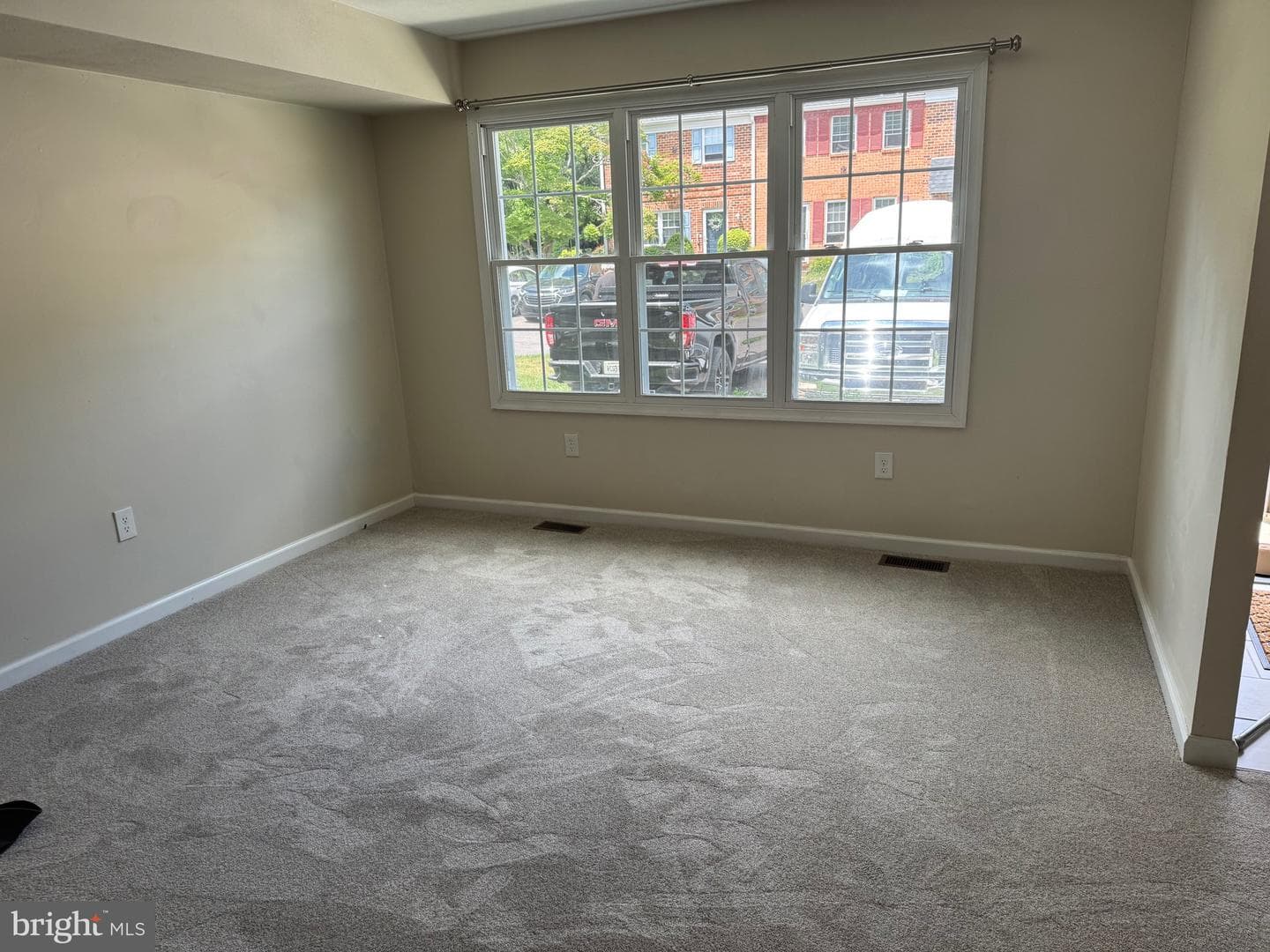 60 Providence Avenue photo 28