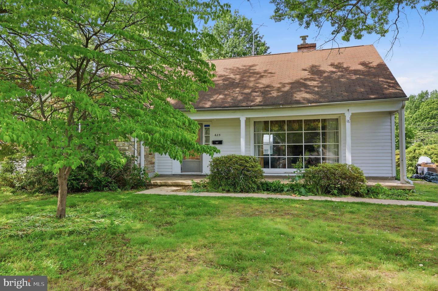 623 Lafayette Street photo 4
