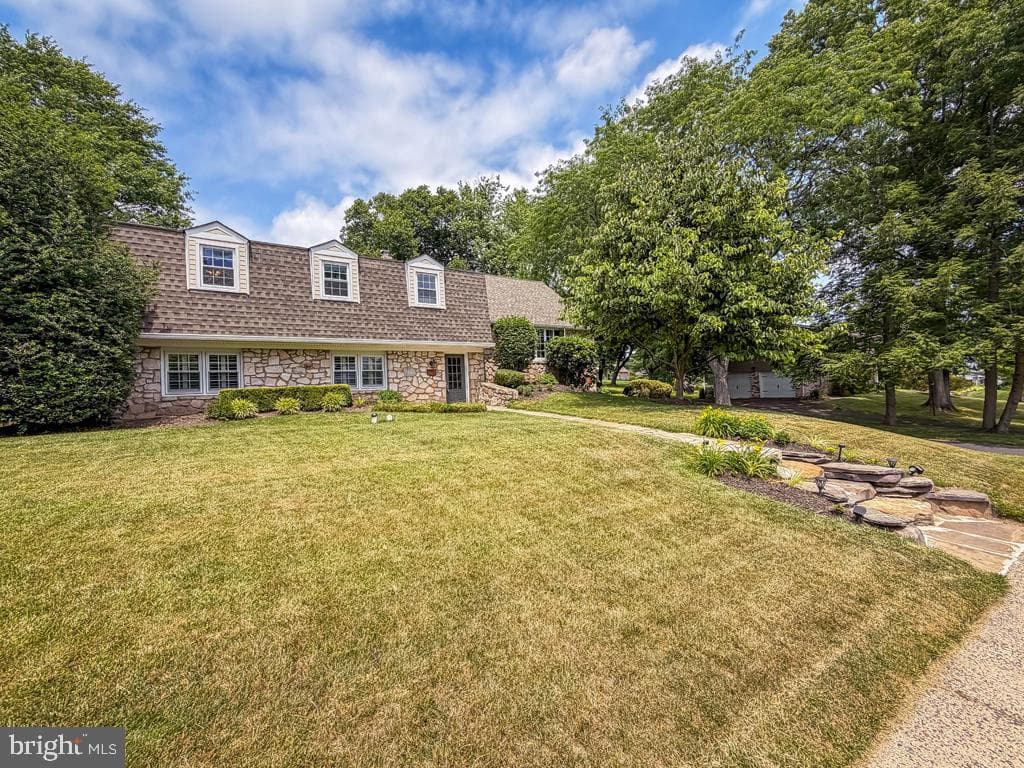 1168 Temple Drive photo 5