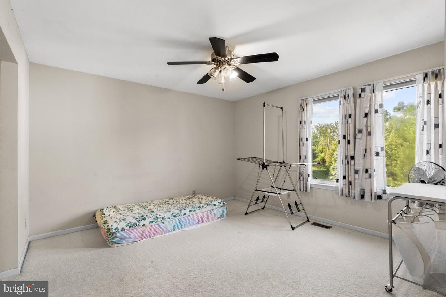 936 Longwood Court photo 31