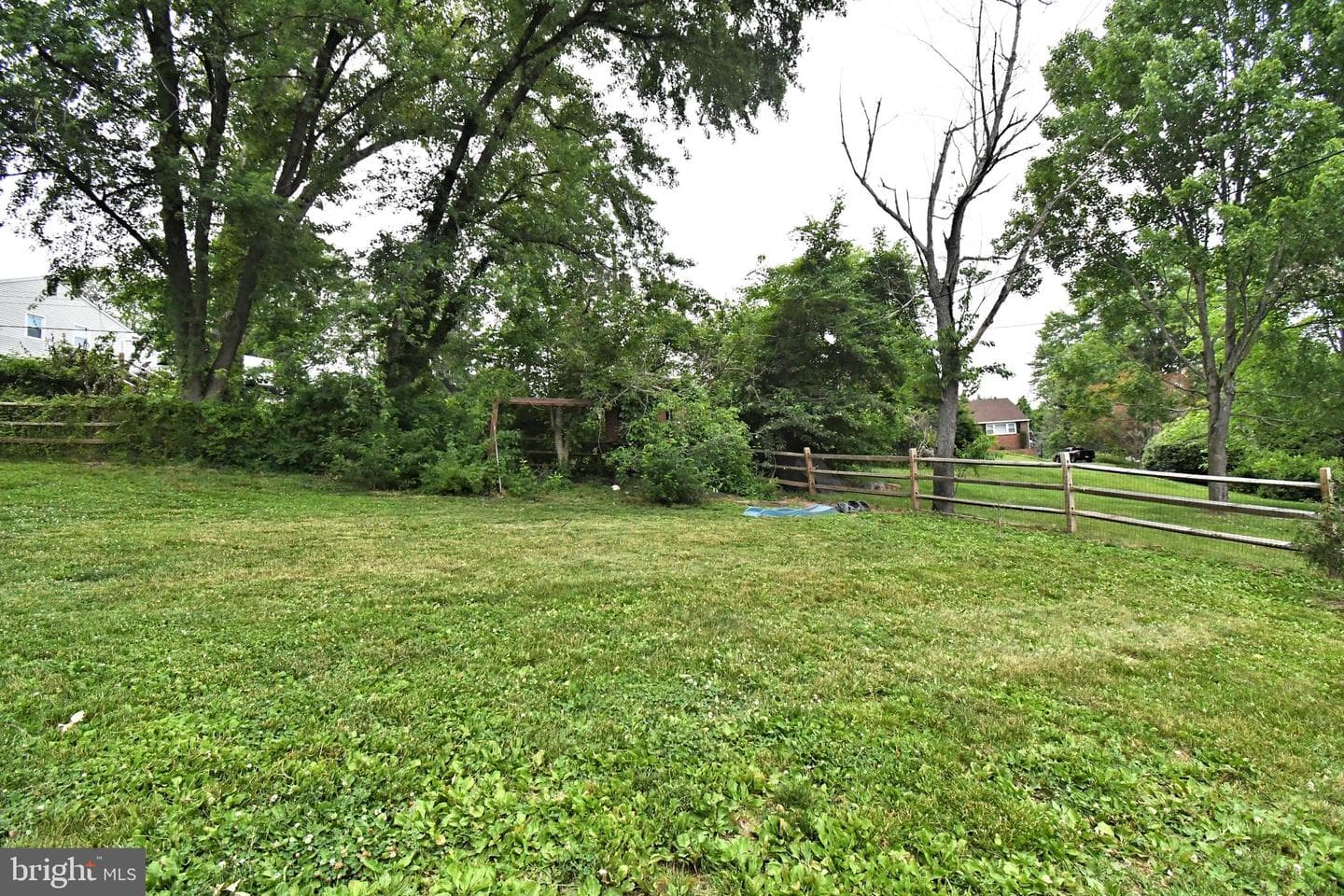 87 Hellberg Avenue photo 44